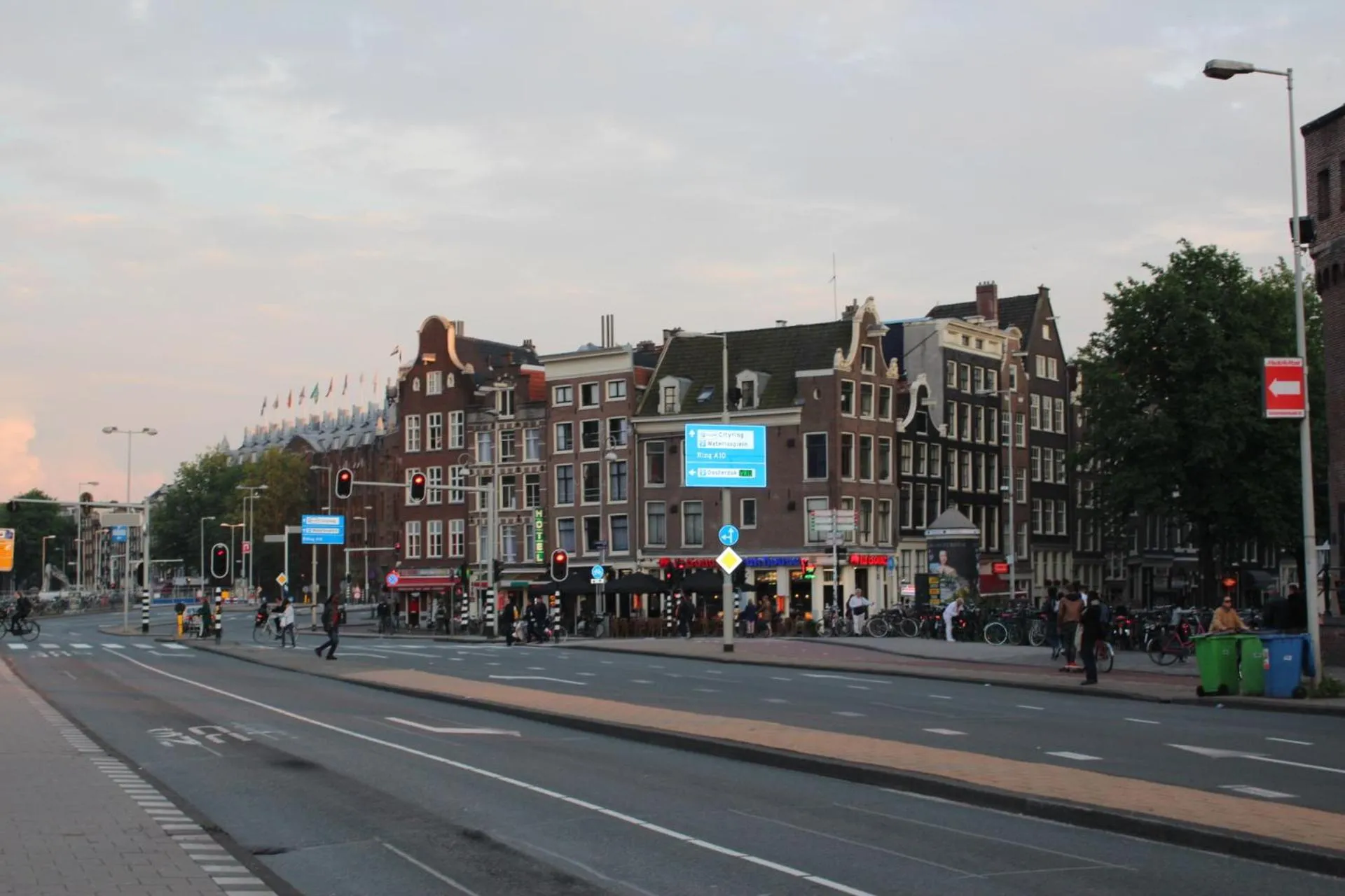 Area and facilities in Hotel Restaurant Old Bridge