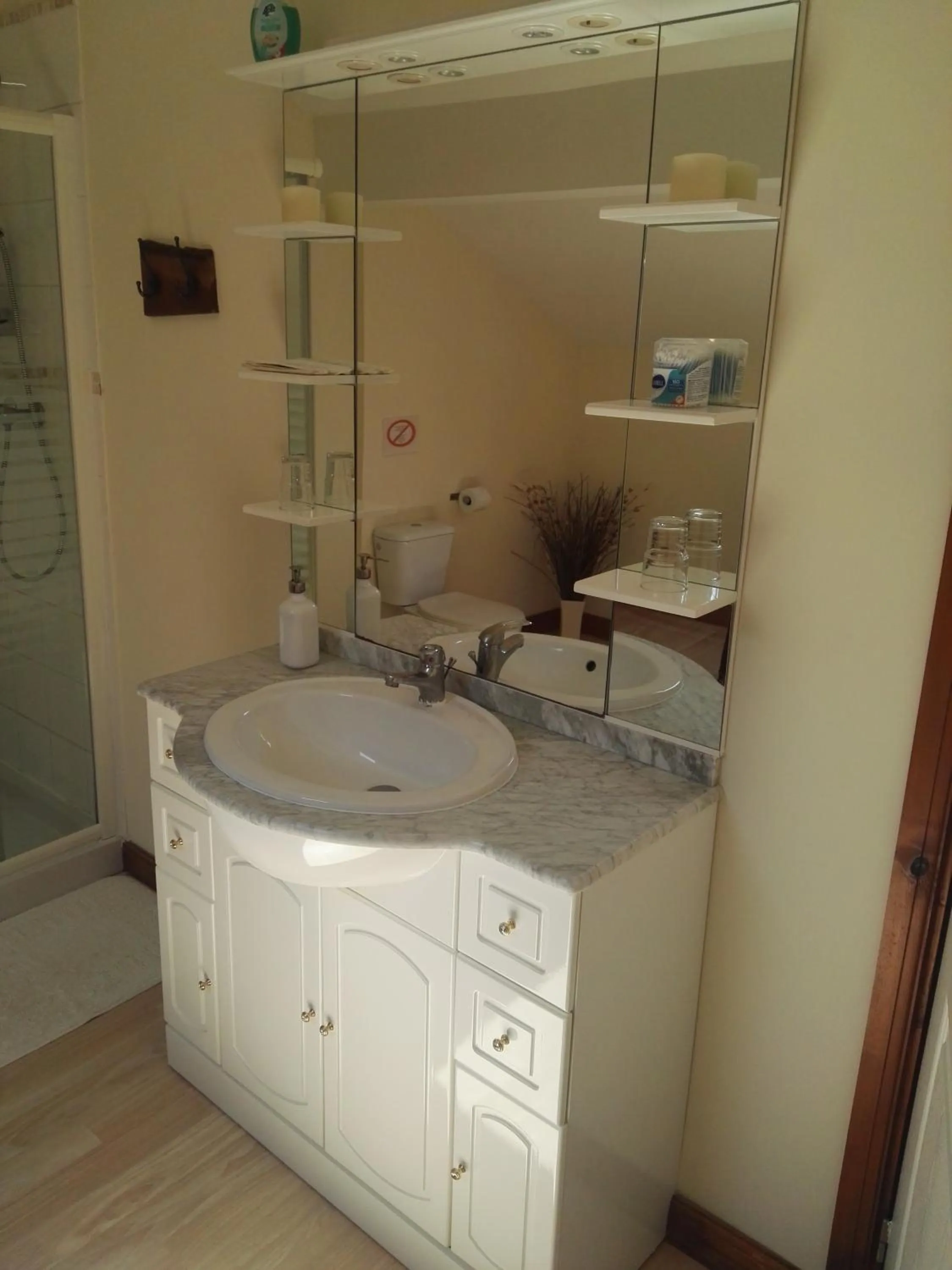 Bathroom in Le Chene Vert