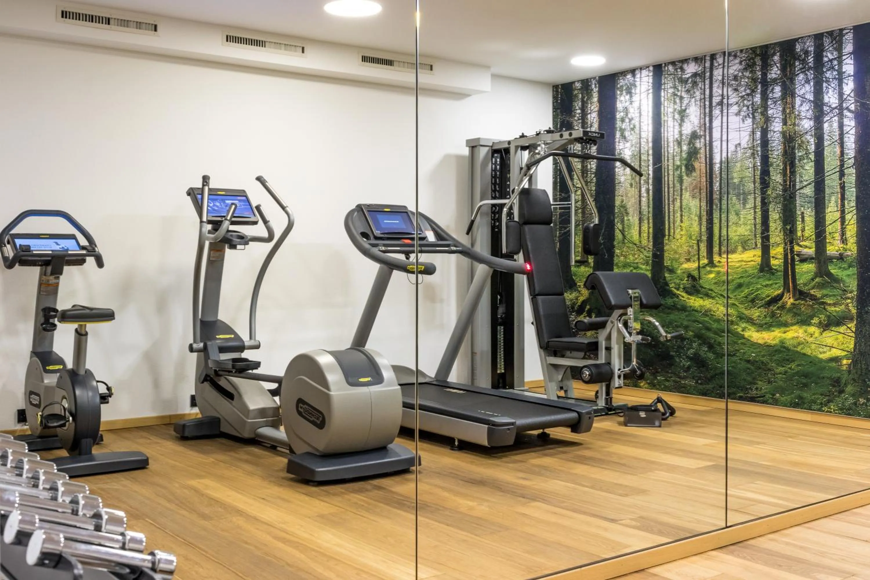 Fitness centre/facilities in AlpenParks Hotel & Apartment Taxacher