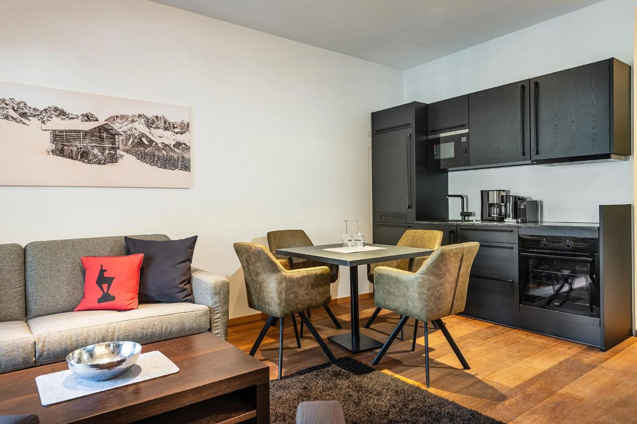 kitchen in AlpenParks Hotel & Apartment Taxacher