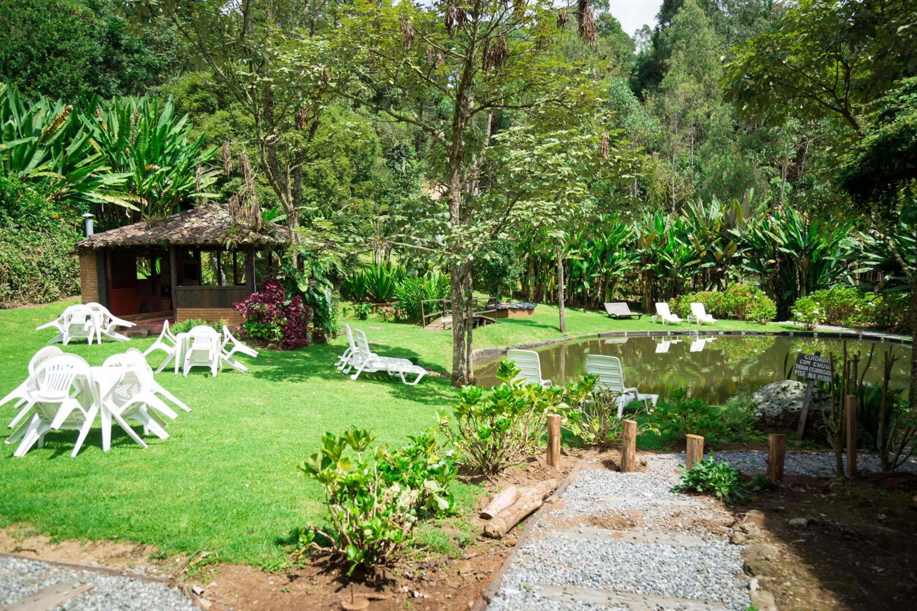 Swimming pool in Pousada Trem das Cores