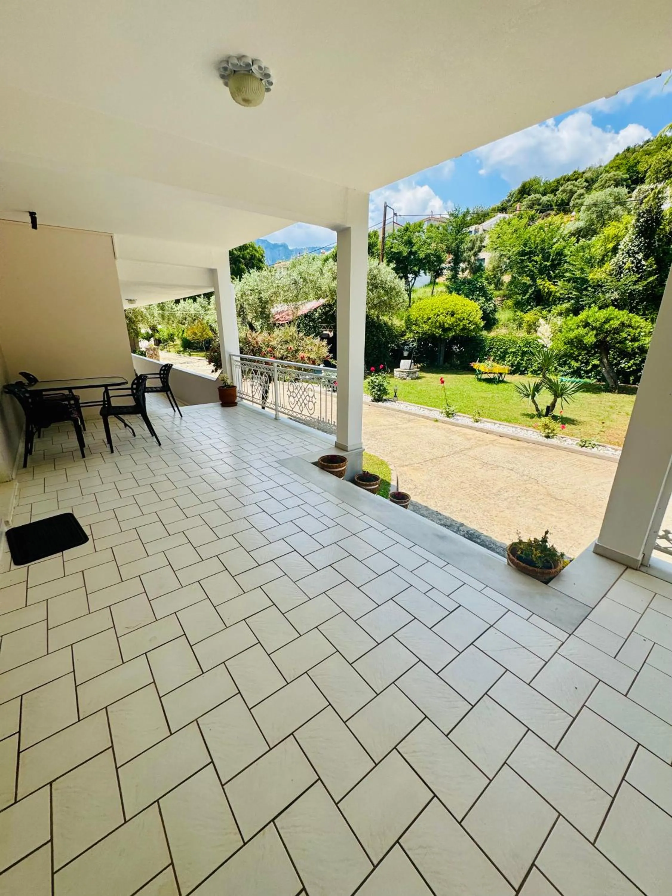 Patio in Aneton