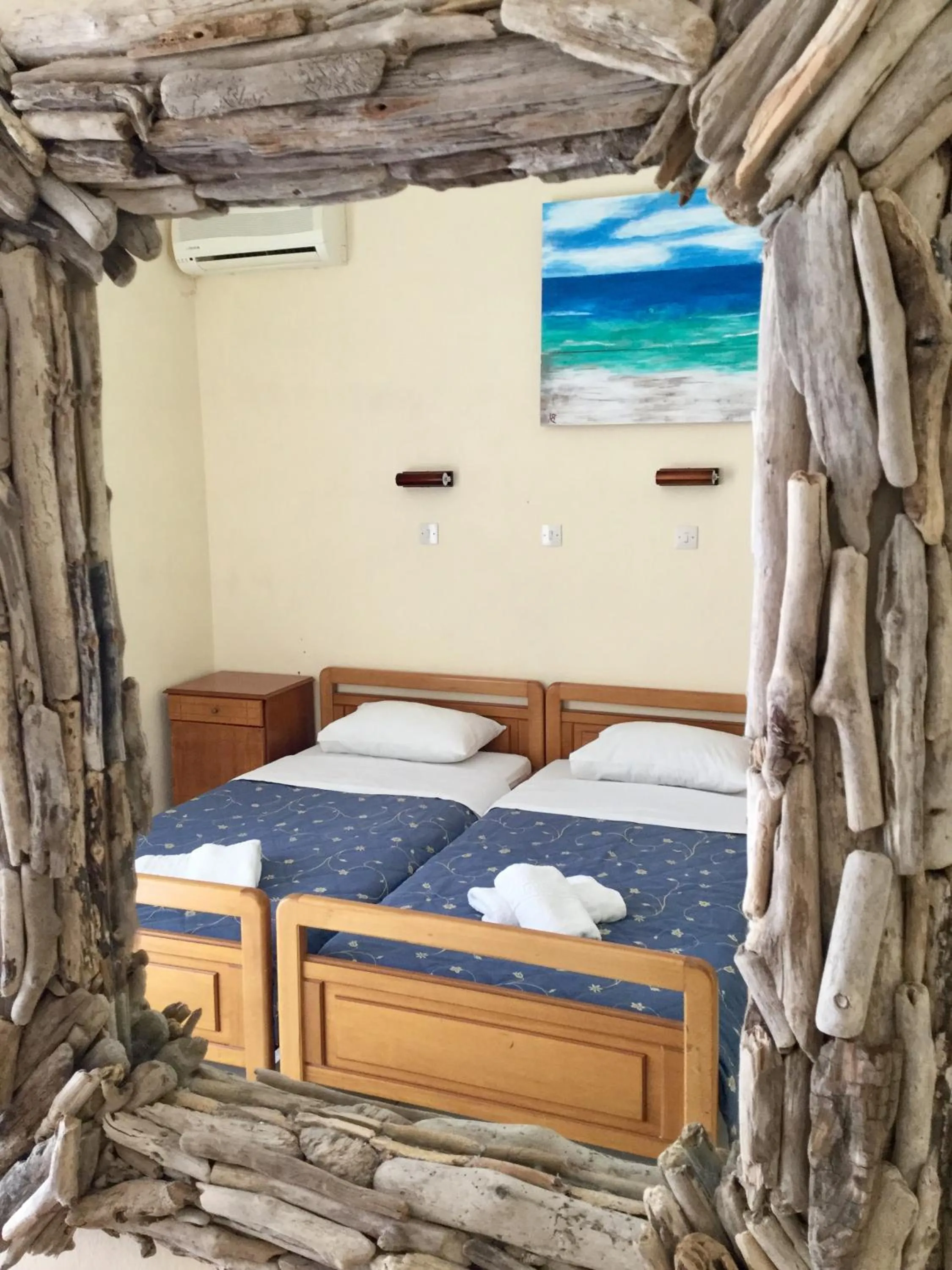 Bedroom, Bed in Aneton