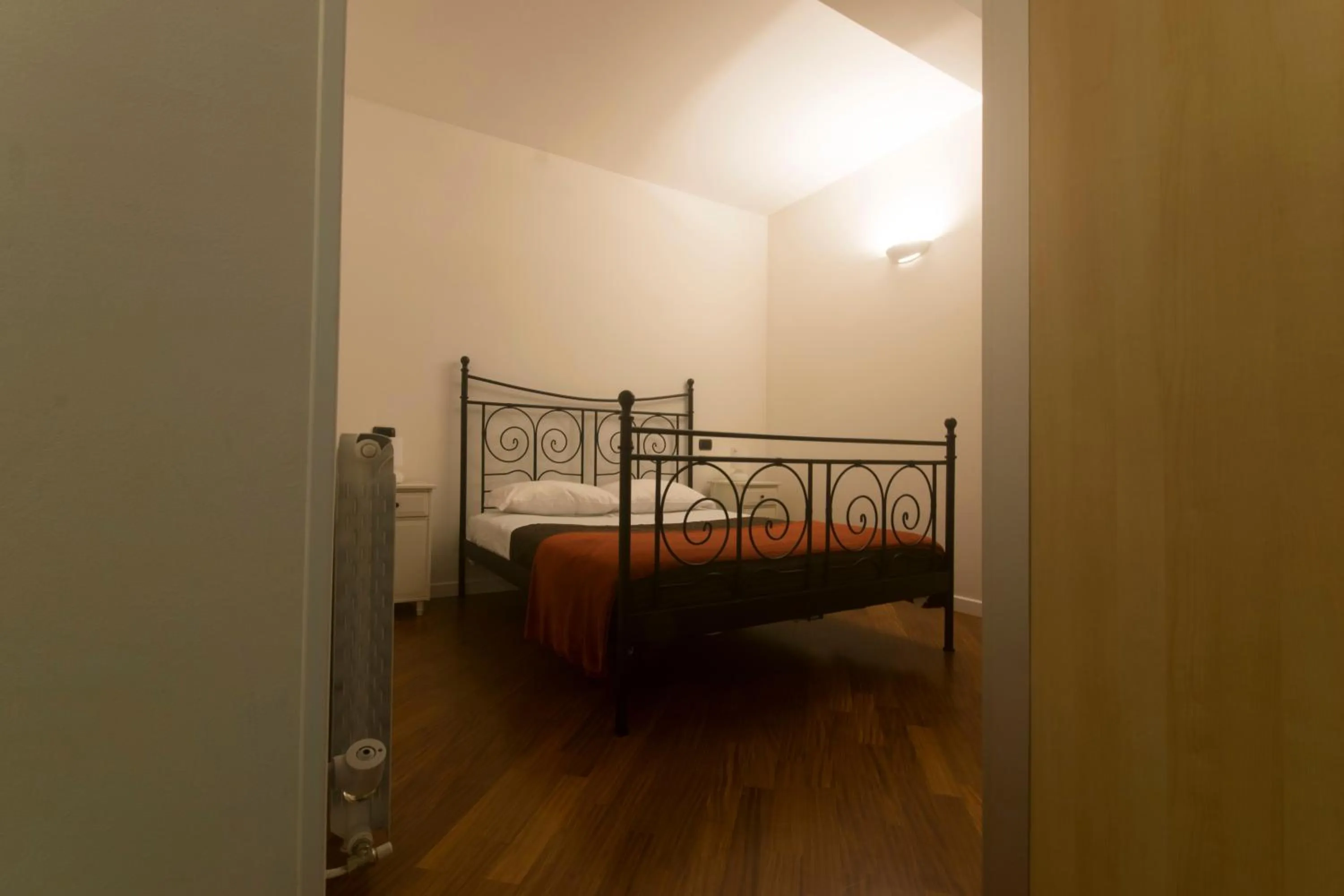 Bed in Suite del Borgo - Affittacamere - Guest house