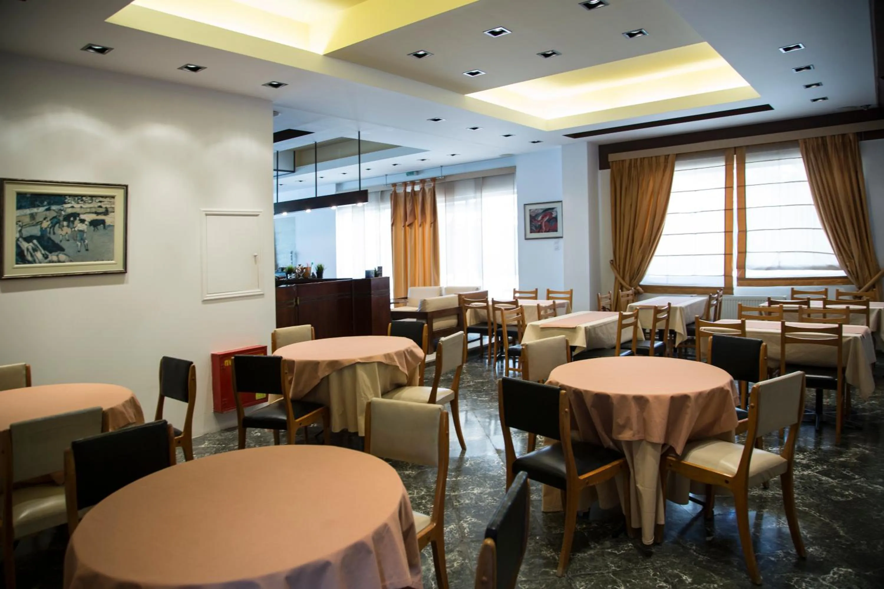 Restaurant/places to eat in Violetta