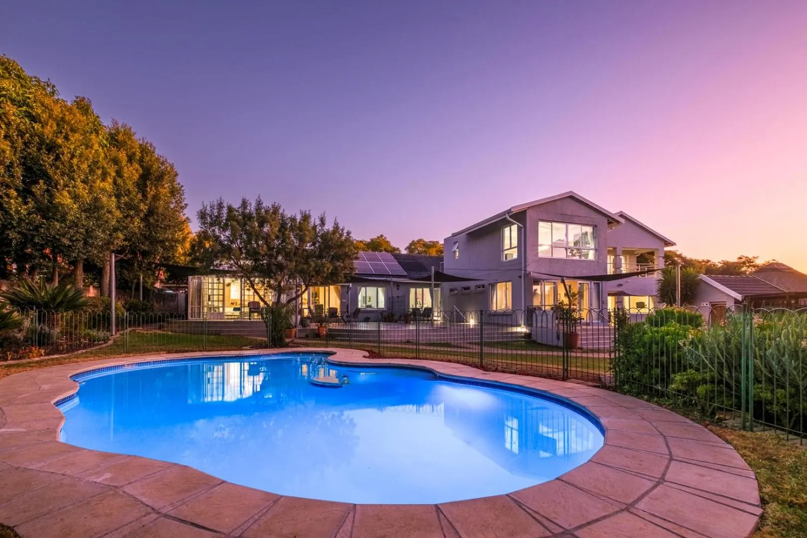 Property building in 49-on-Cherry