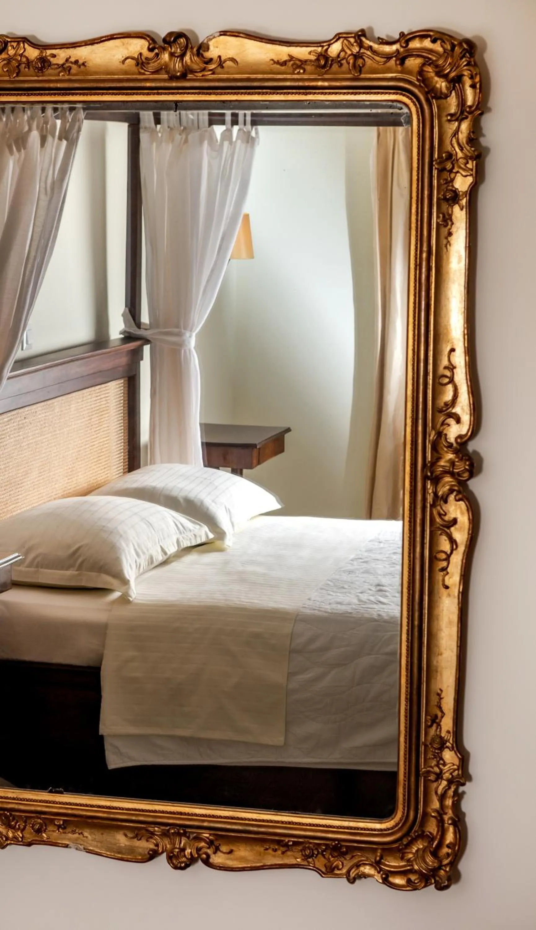 Bed in Heritage Hotel Martinis Marchi