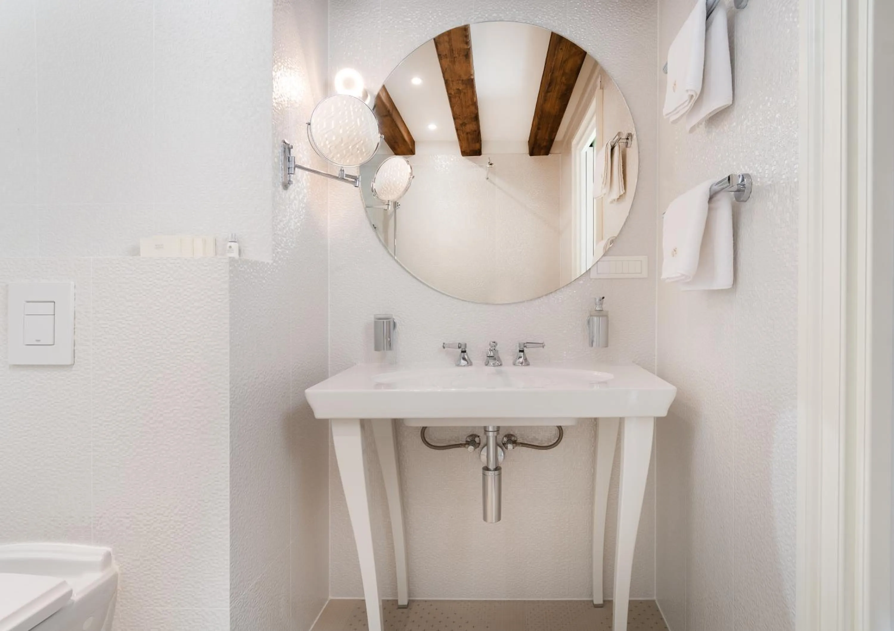 Bathroom in Heritage Hotel Martinis Marchi