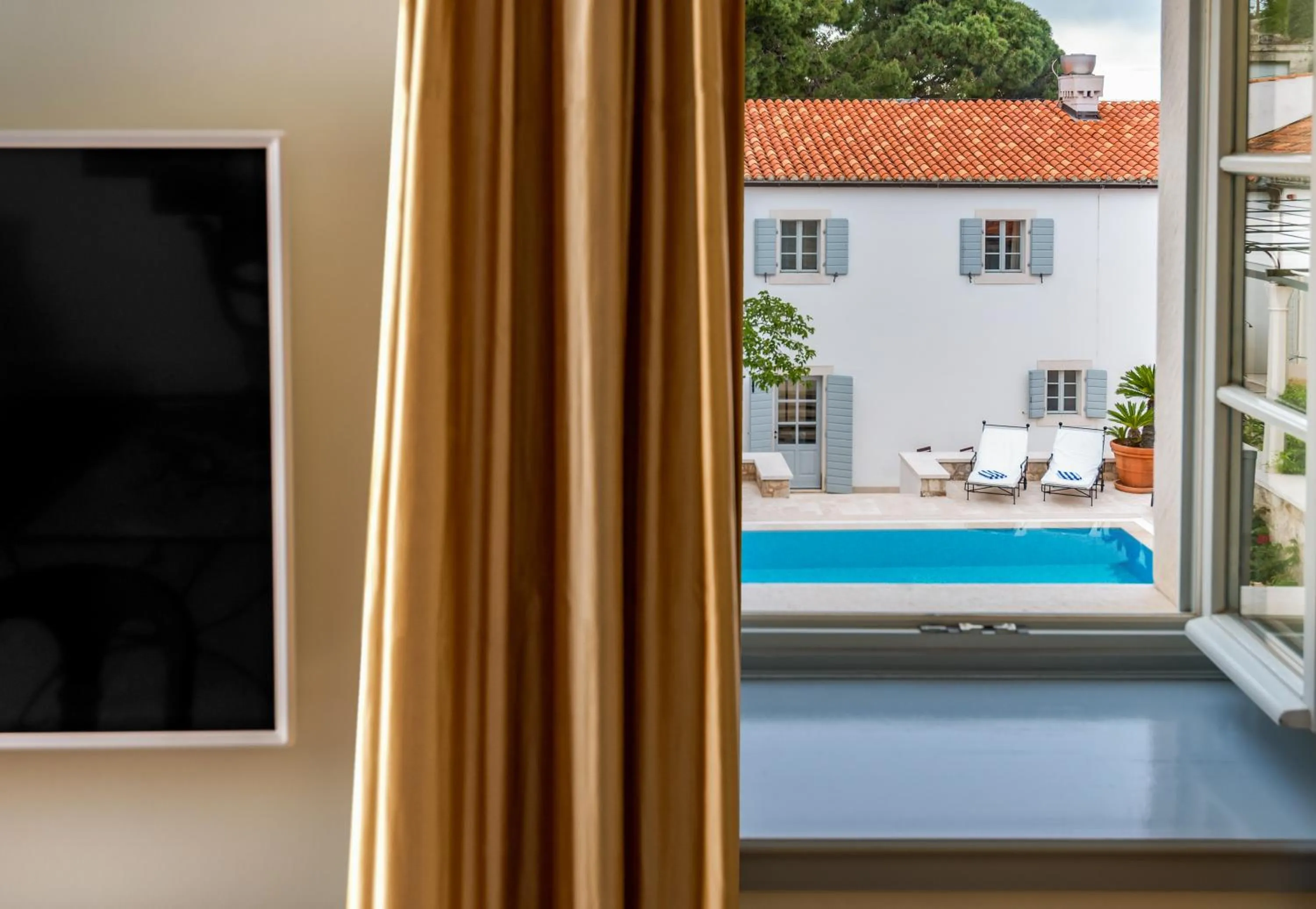 Pool view in Heritage Hotel Martinis Marchi