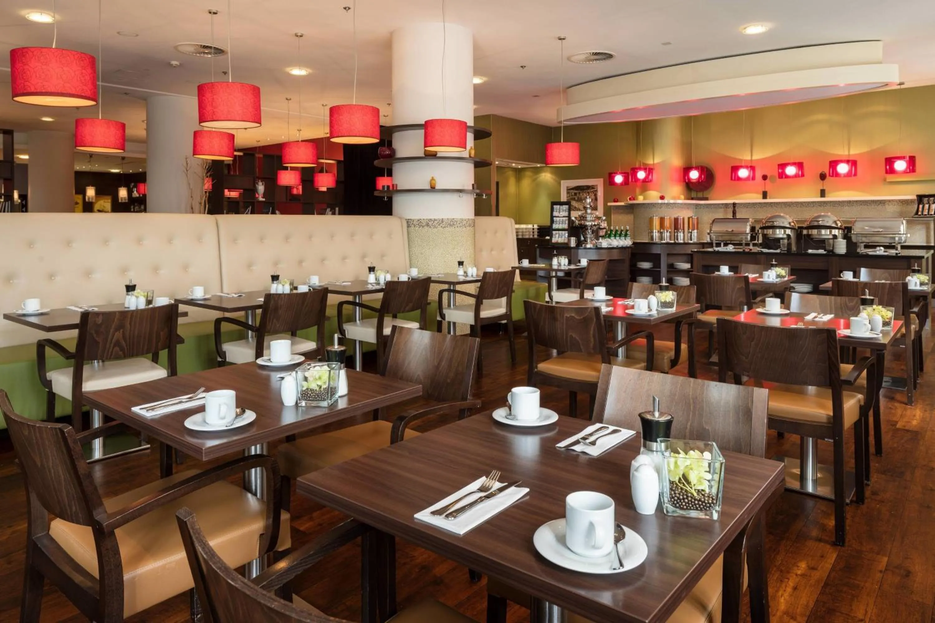 Breakfast in Courtyard by Marriott Bremen