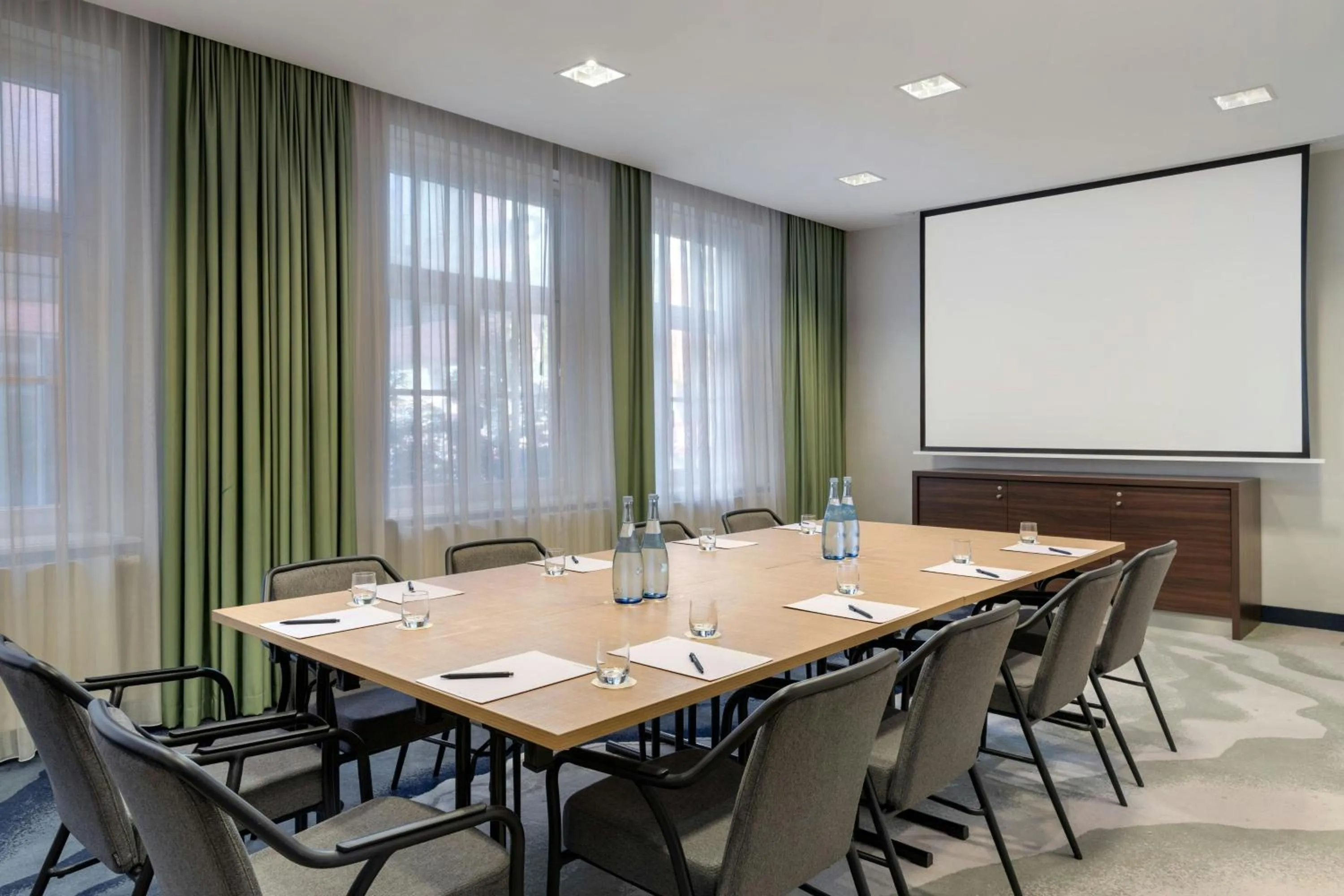 Meeting/conference room in Courtyard by Marriott Bremen