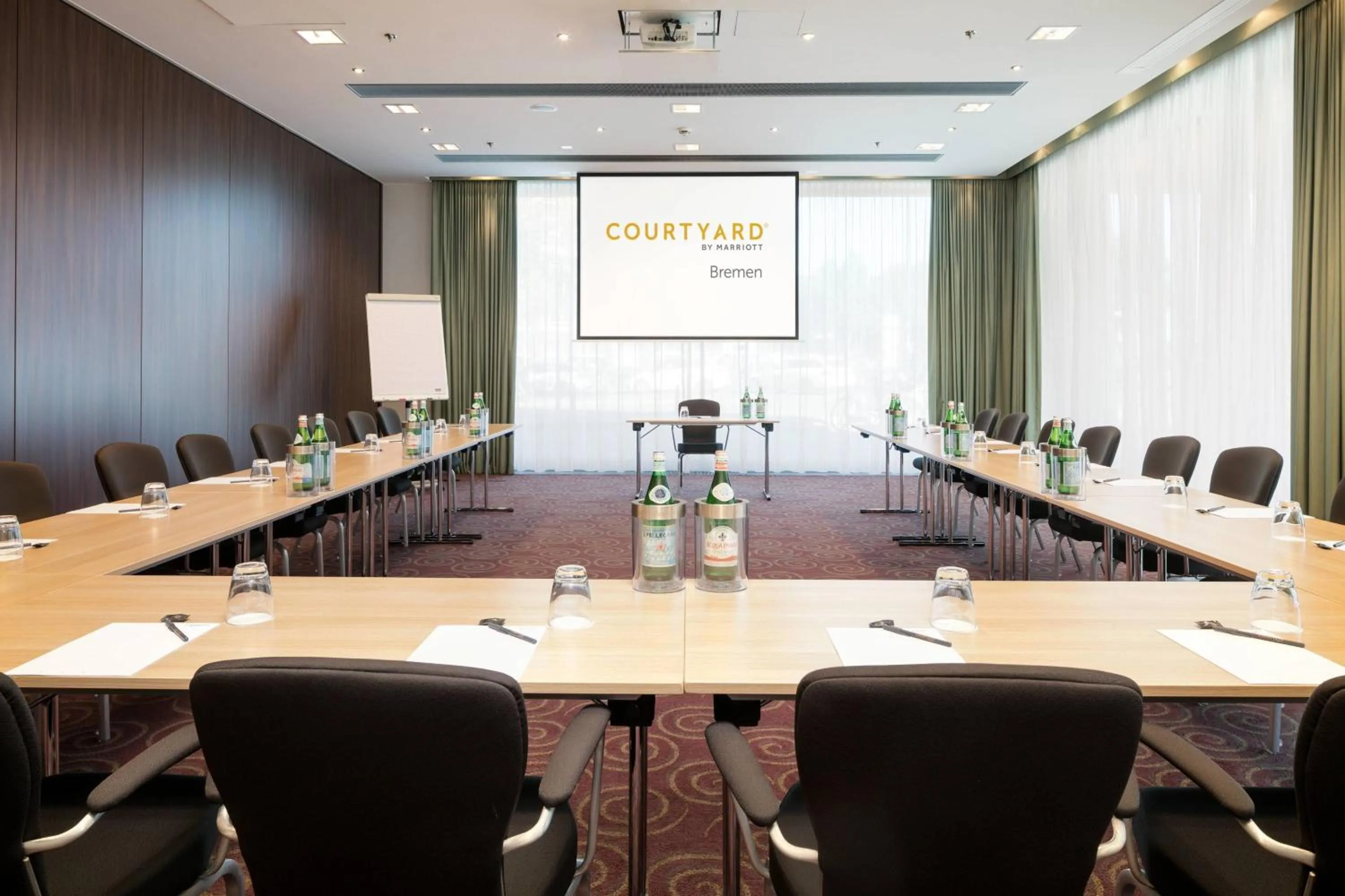 Meeting/conference room in Courtyard by Marriott Bremen