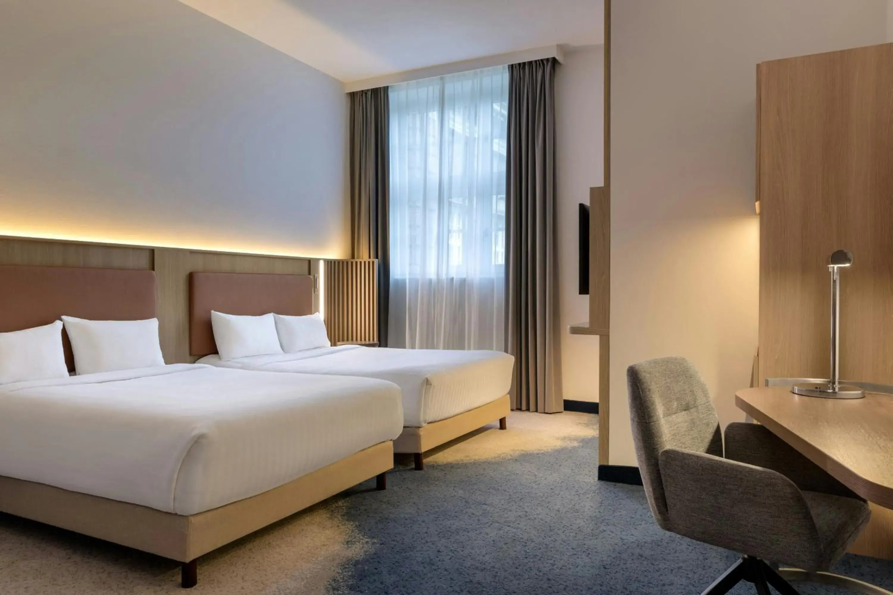 Comfort Room, Guest room, 2 Queen, Lloyd Building in Courtyard by Marriott Bremen Comfort Room, Guest room, 2 Queen, Lloyd Building in Courtyard by Marriott Bremen