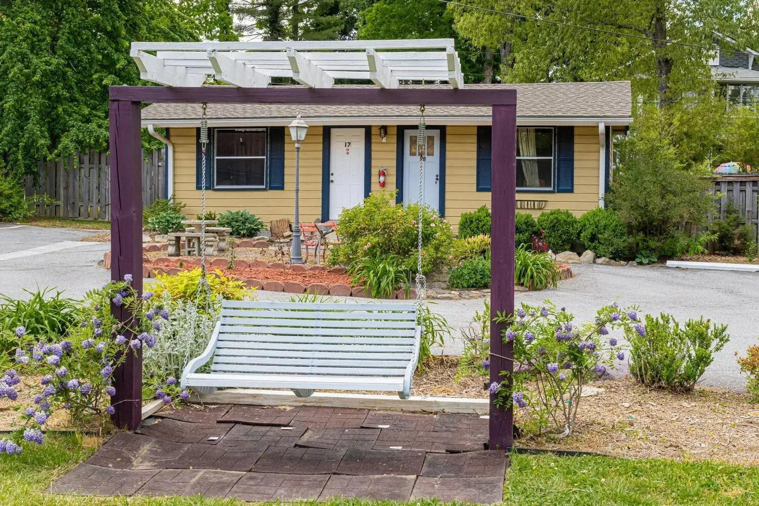 Property building in CedarWood Inn Property building in CedarWood Inn