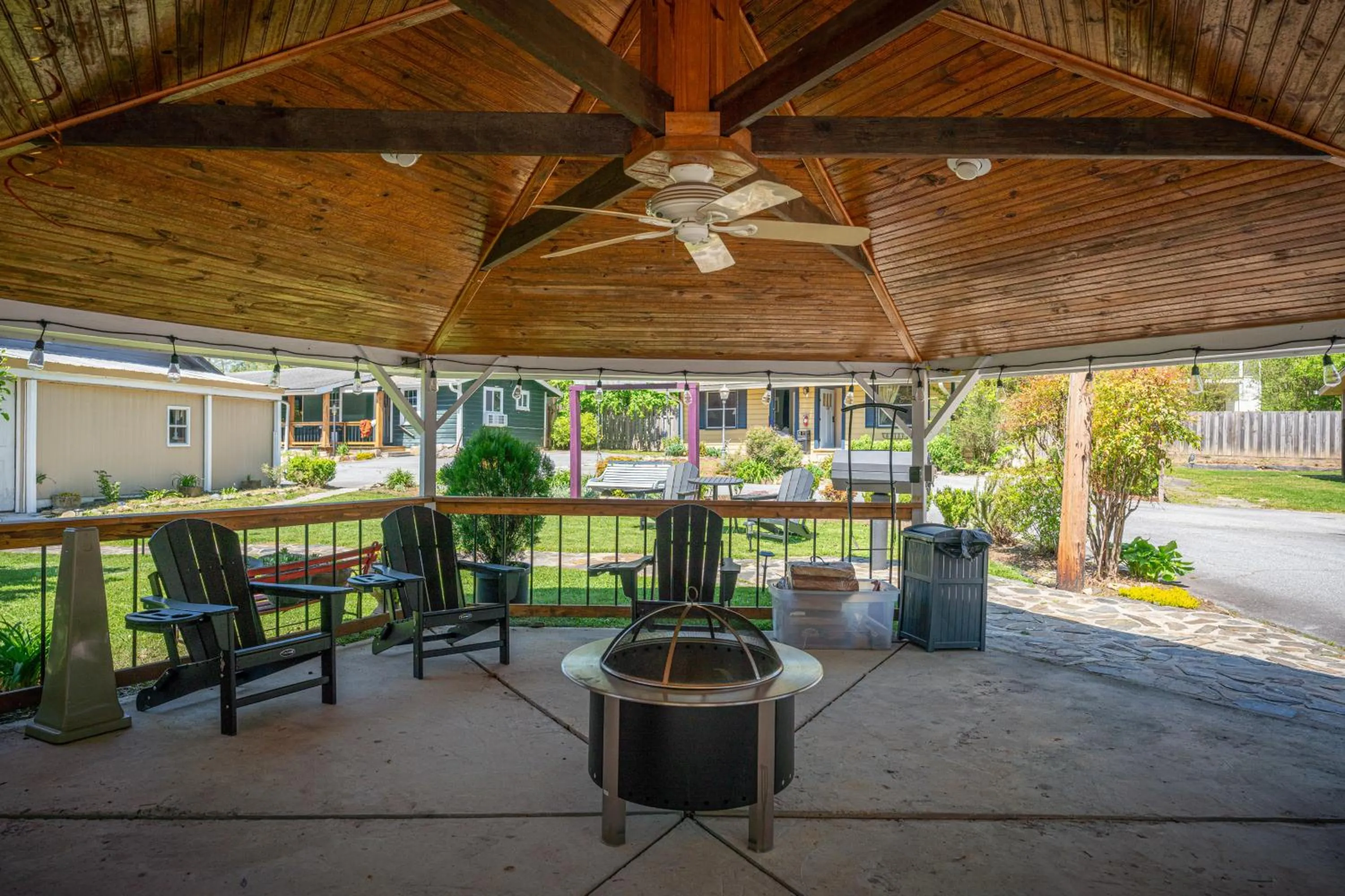 Patio in CedarWood Inn