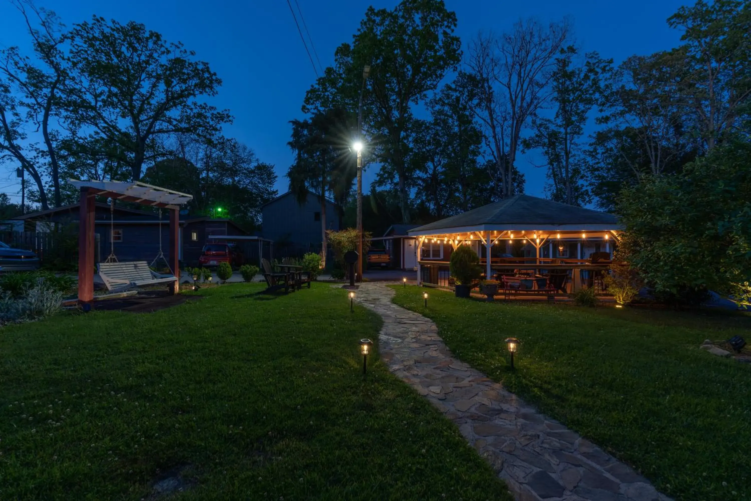 View (from property/room) in CedarWood Inn View (from property/room) in CedarWood Inn