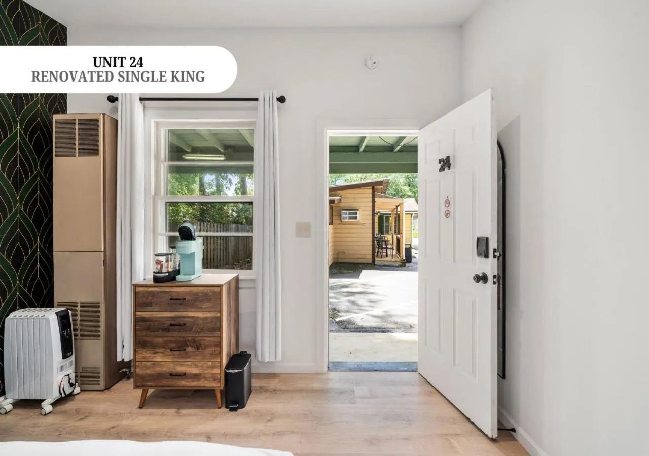 air conditioner in CedarWood Inn