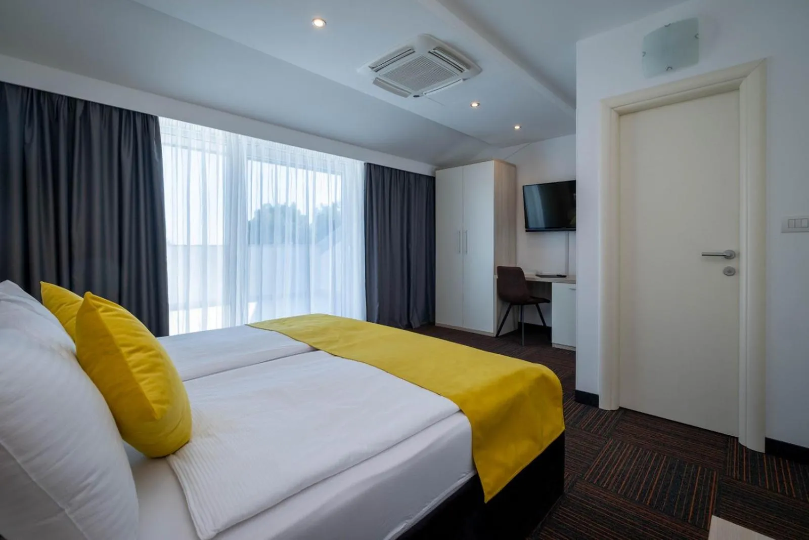 Bedroom, Bed in Hotel Bor