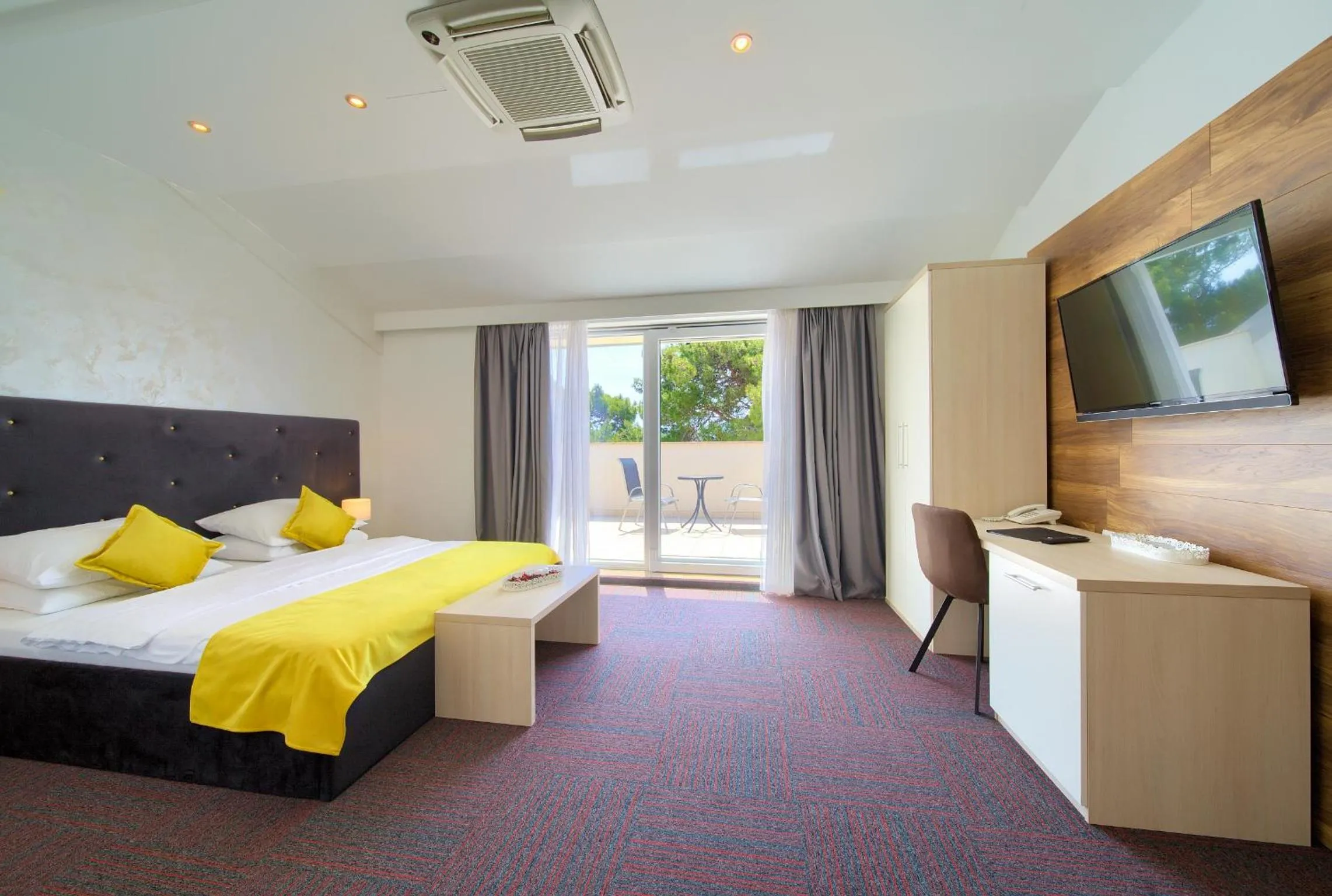 Bedroom, Bed in Hotel Bor