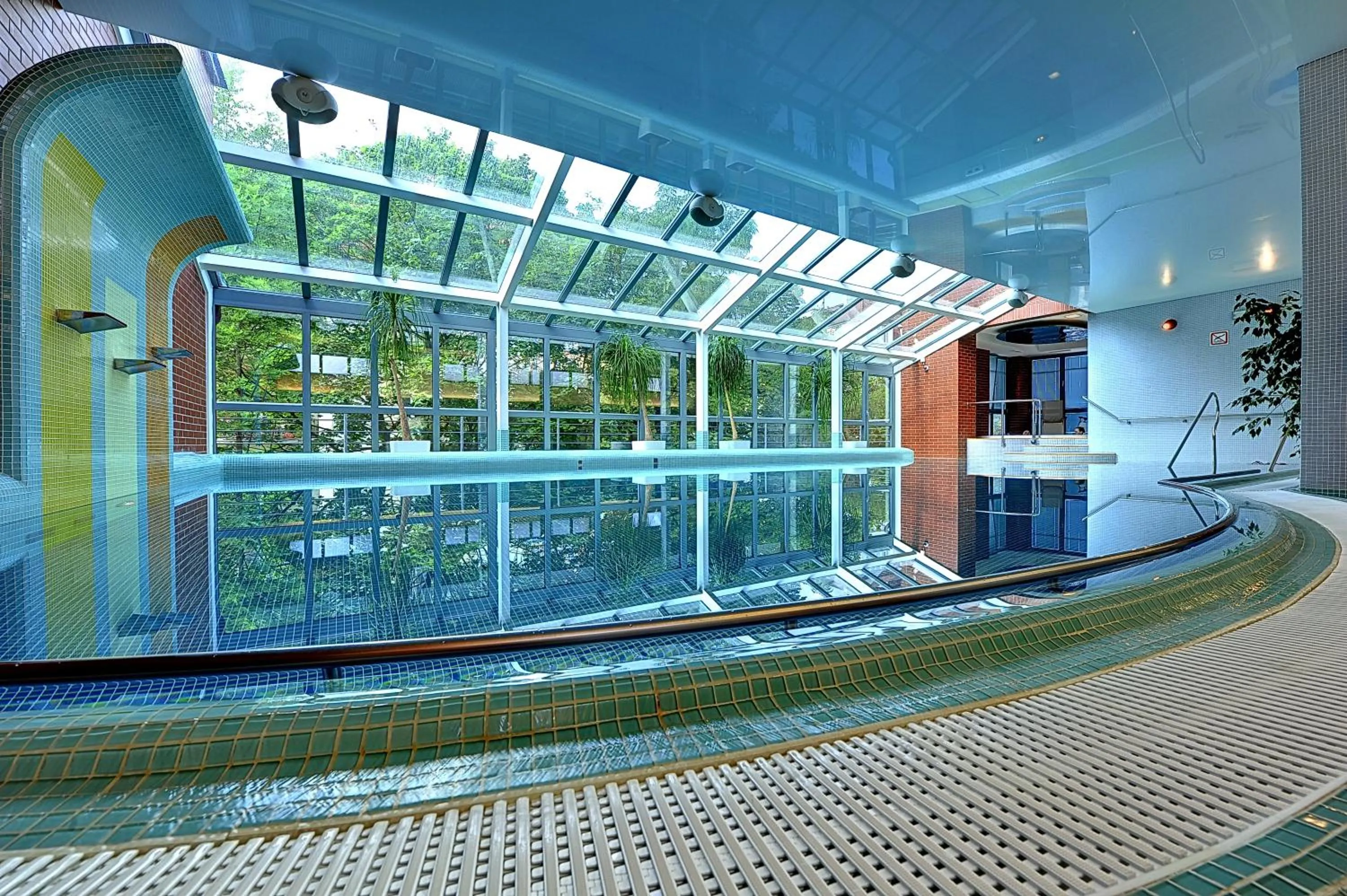 Swimming pool in St. Joseph Royal Regent