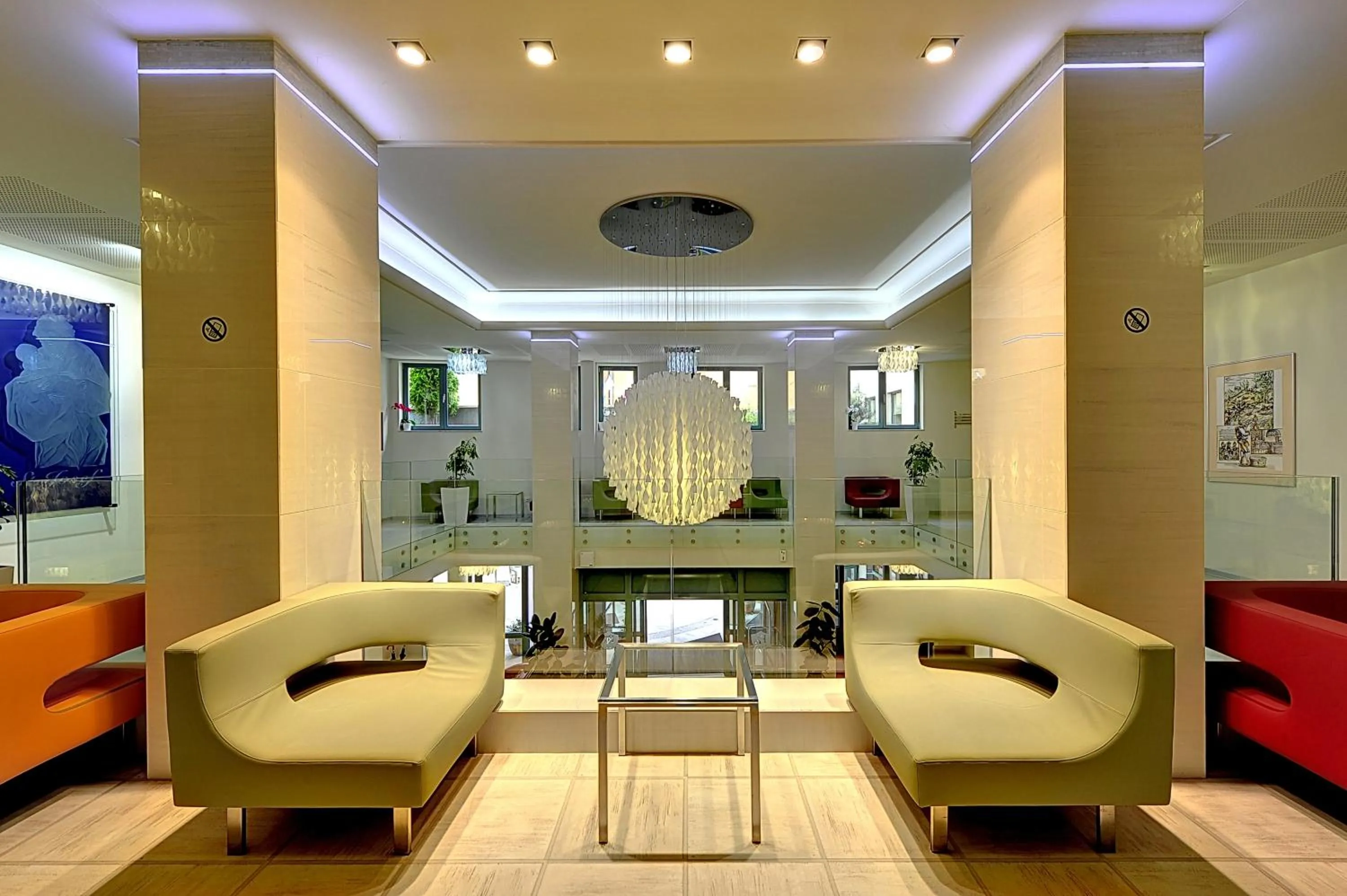 Lobby or reception in St. Joseph Royal Regent