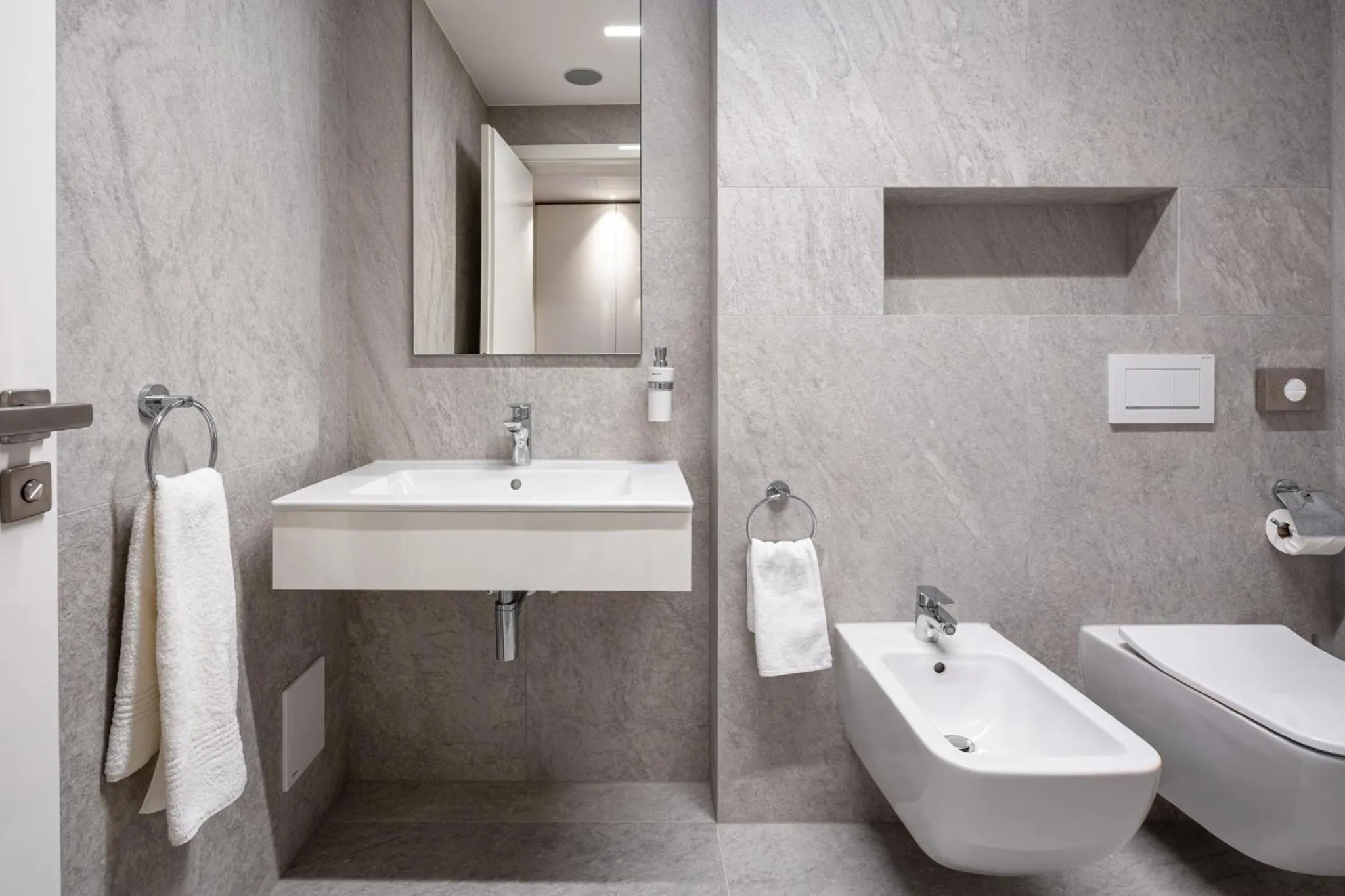 Toilet in St. Joseph Royal Regent