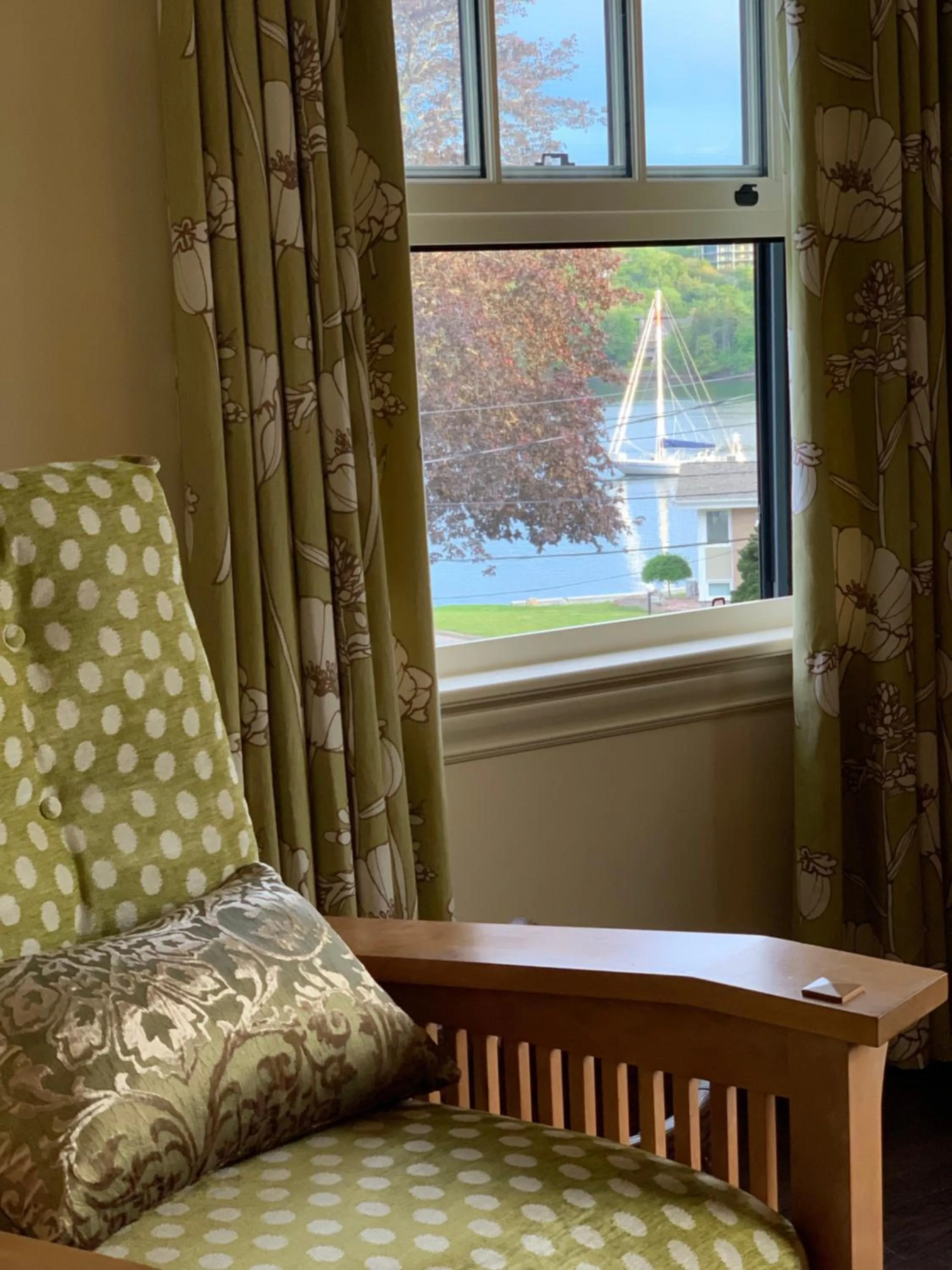 Sea view in The Pebble Bed and Breakfast