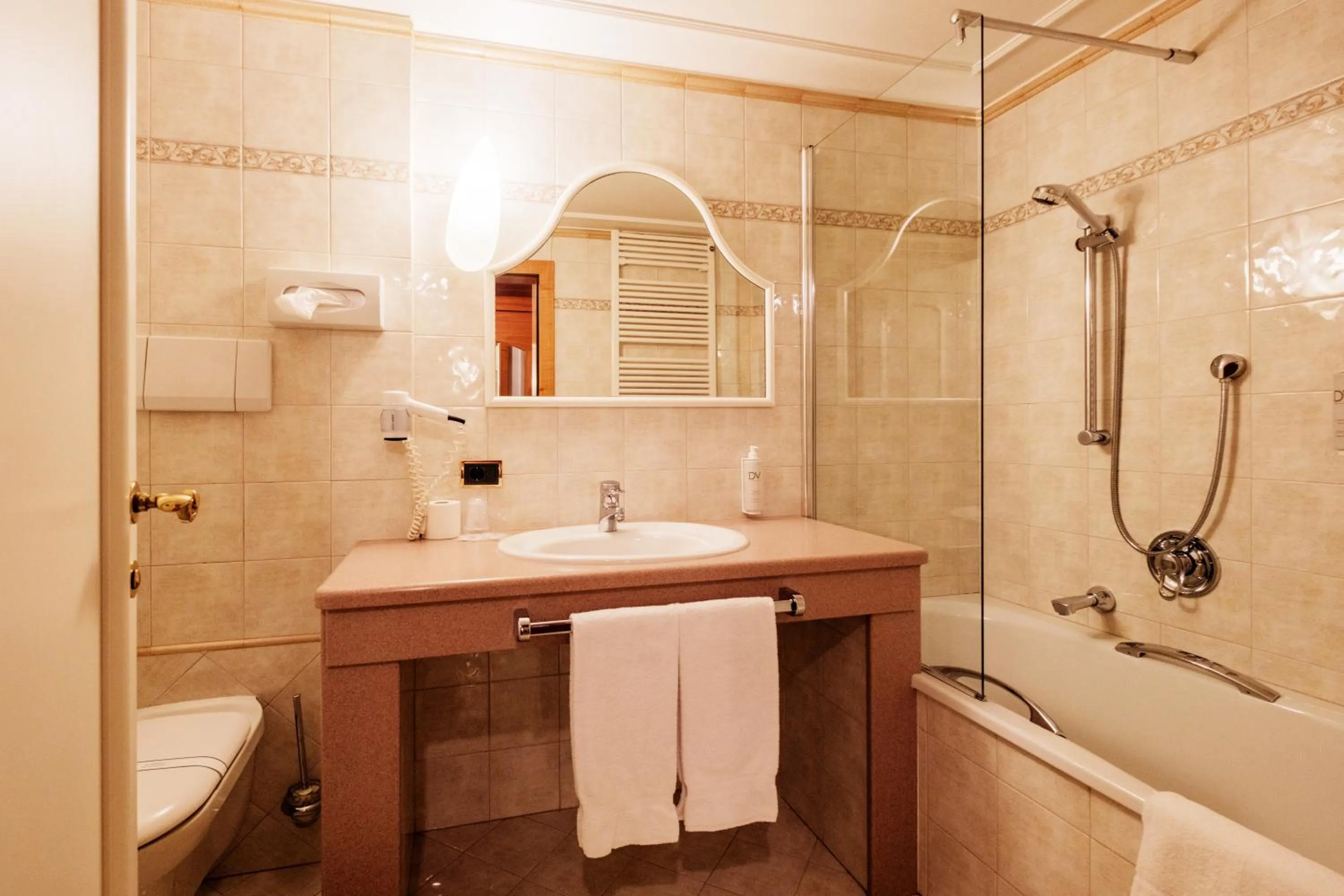 Bathroom in Sporthotel Teresa