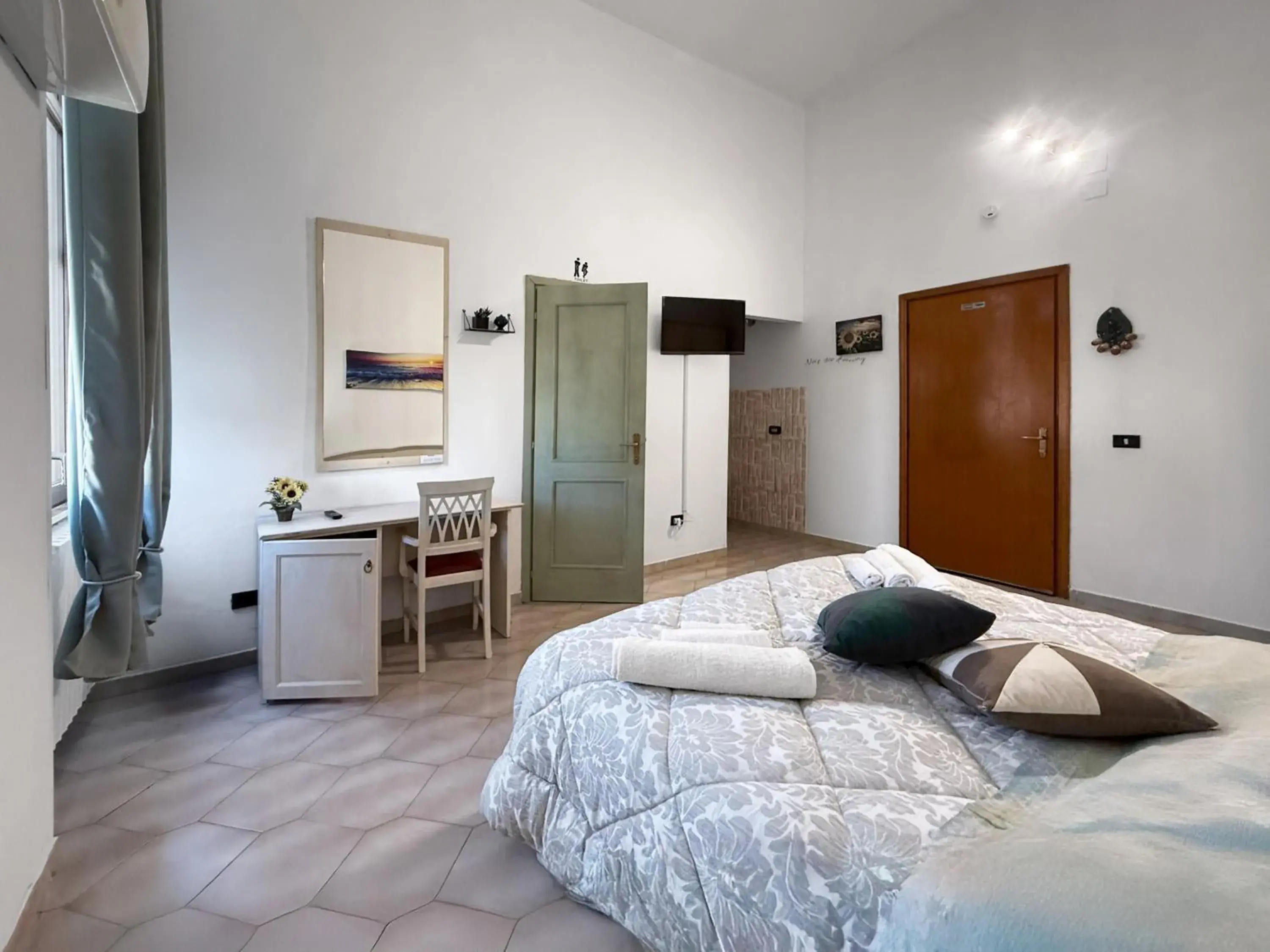 Double Room with Private Bathroom - single occupancy in Bed and Breakfast Station Double Room with Private Bathroom - single occupancy in Bed and Breakfast Station