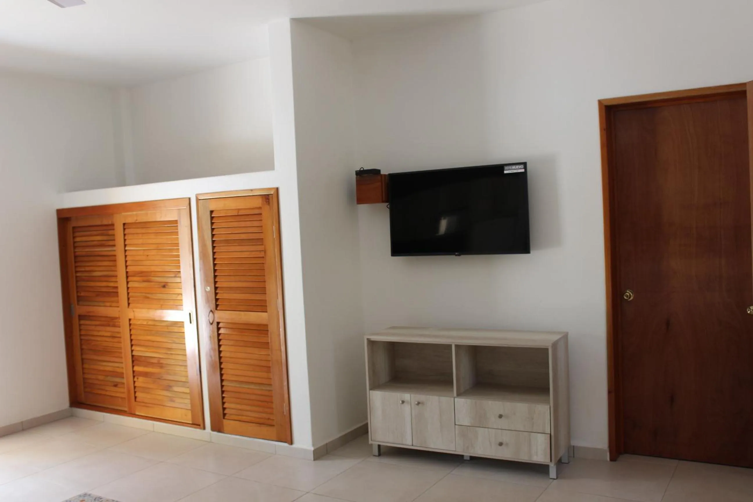 TV and multimedia in Hotel Scarlette