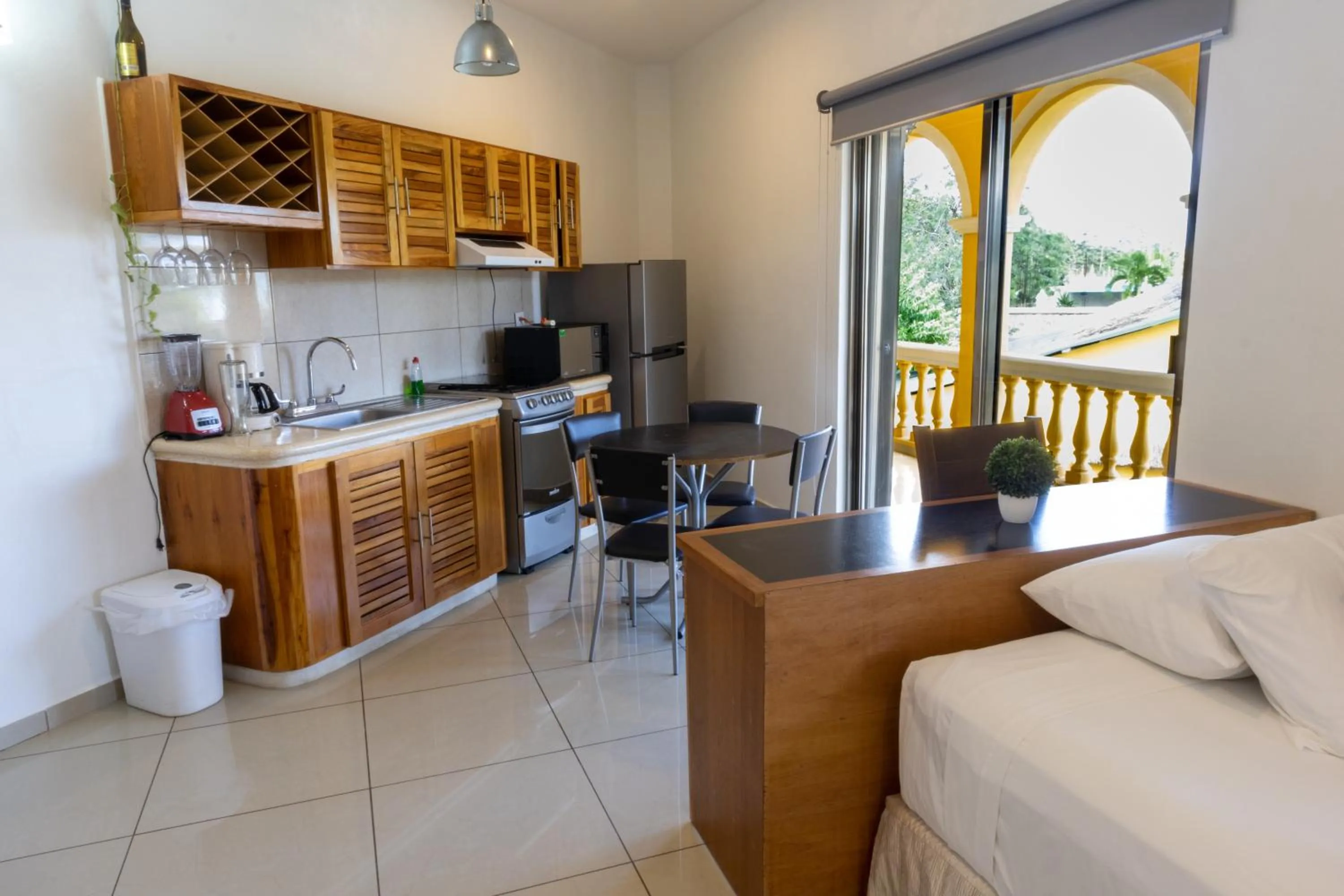 Kitchen or kitchenette in Hotel Scarlette