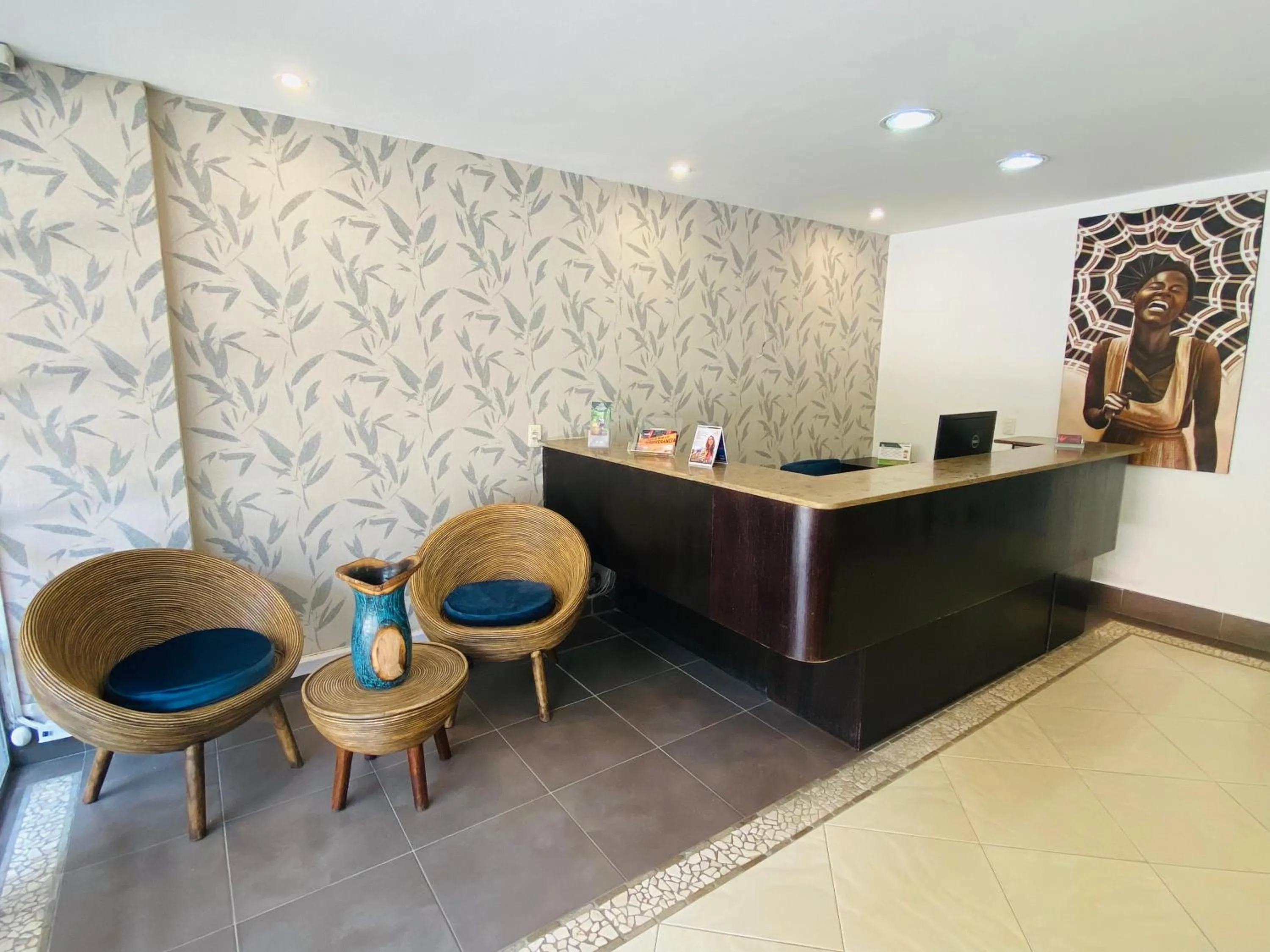 Living room in Hotel Retiro 84 by MIJ