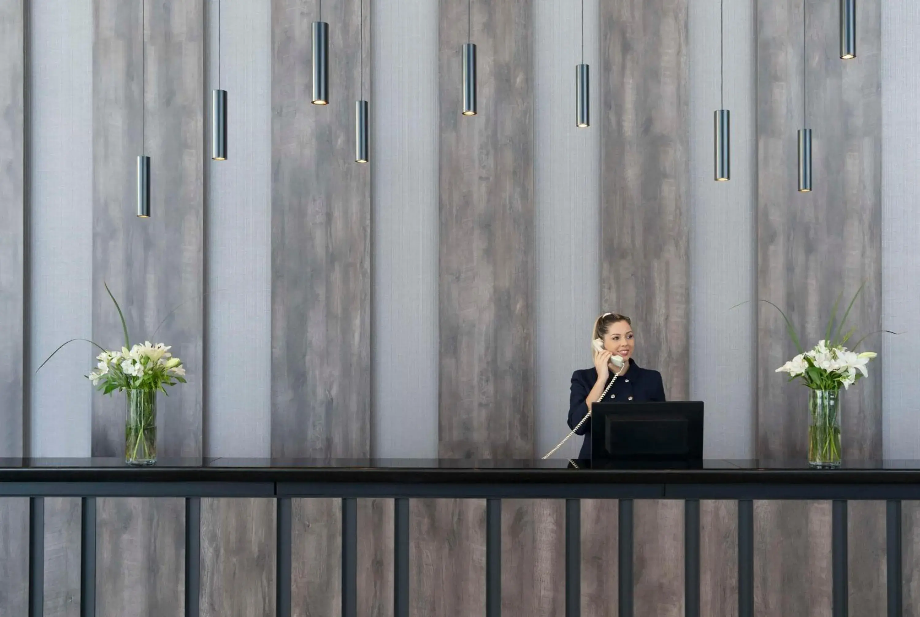 Lobby or reception in NH Montevideo Columbia Lobby or reception in NH Montevideo Columbia