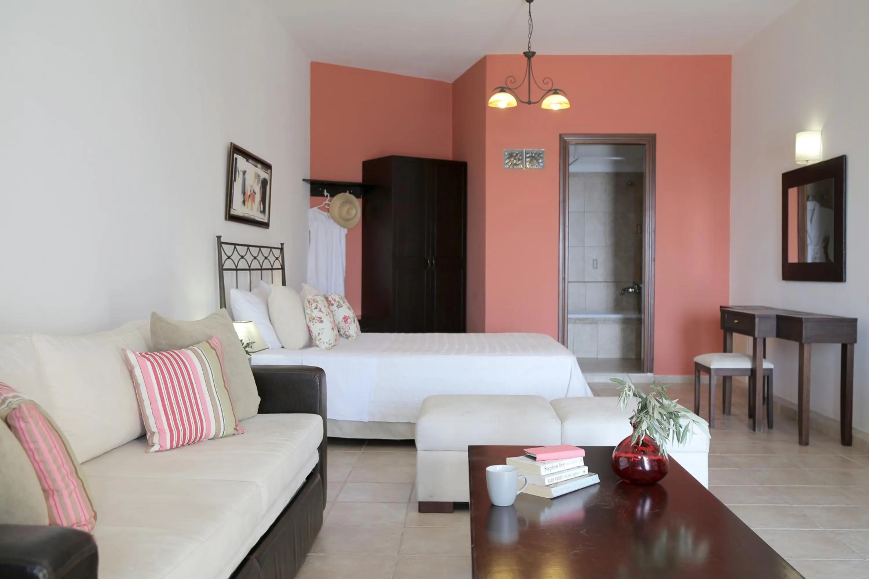 Photo of the whole room, Bed in Yalis Hotel