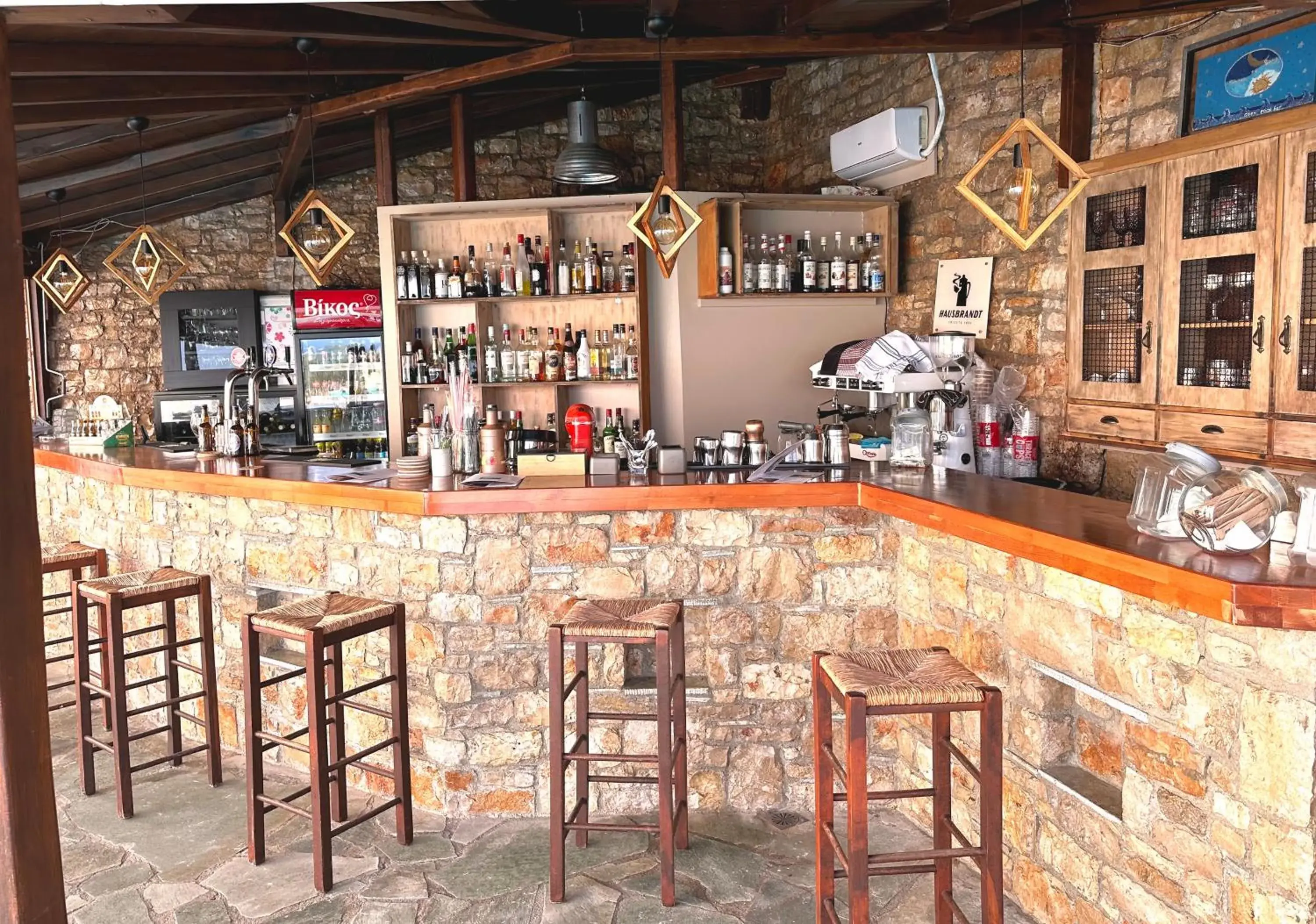 Lounge or bar in Yalis Hotel Lounge or bar in Yalis Hotel