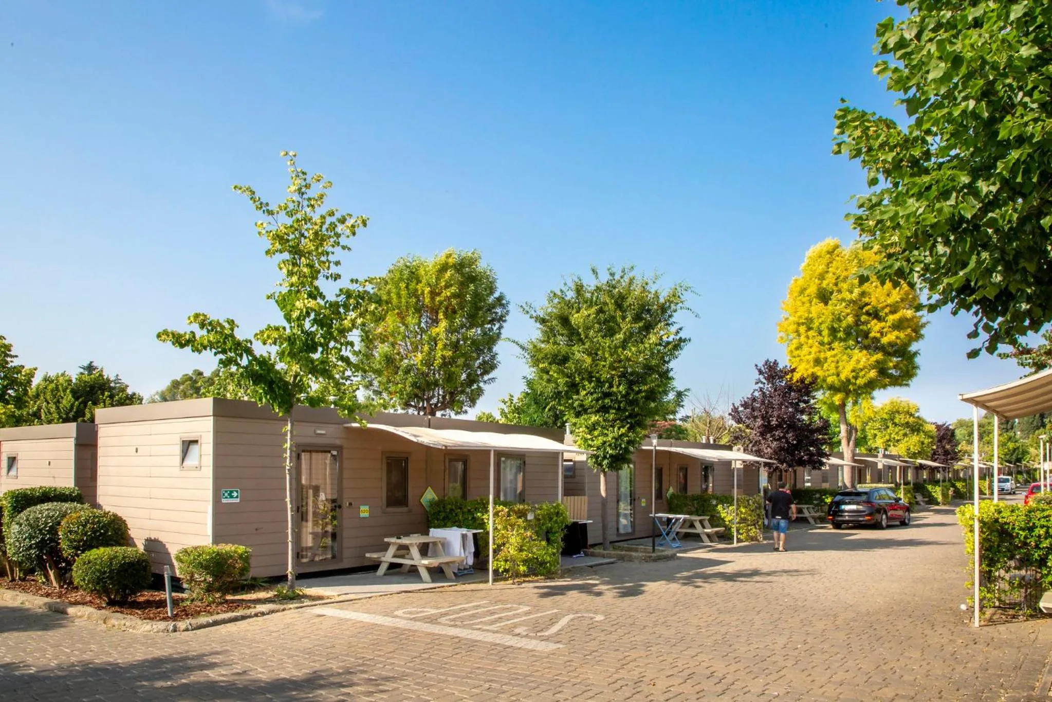 Property building in hu Roma Camping In Town