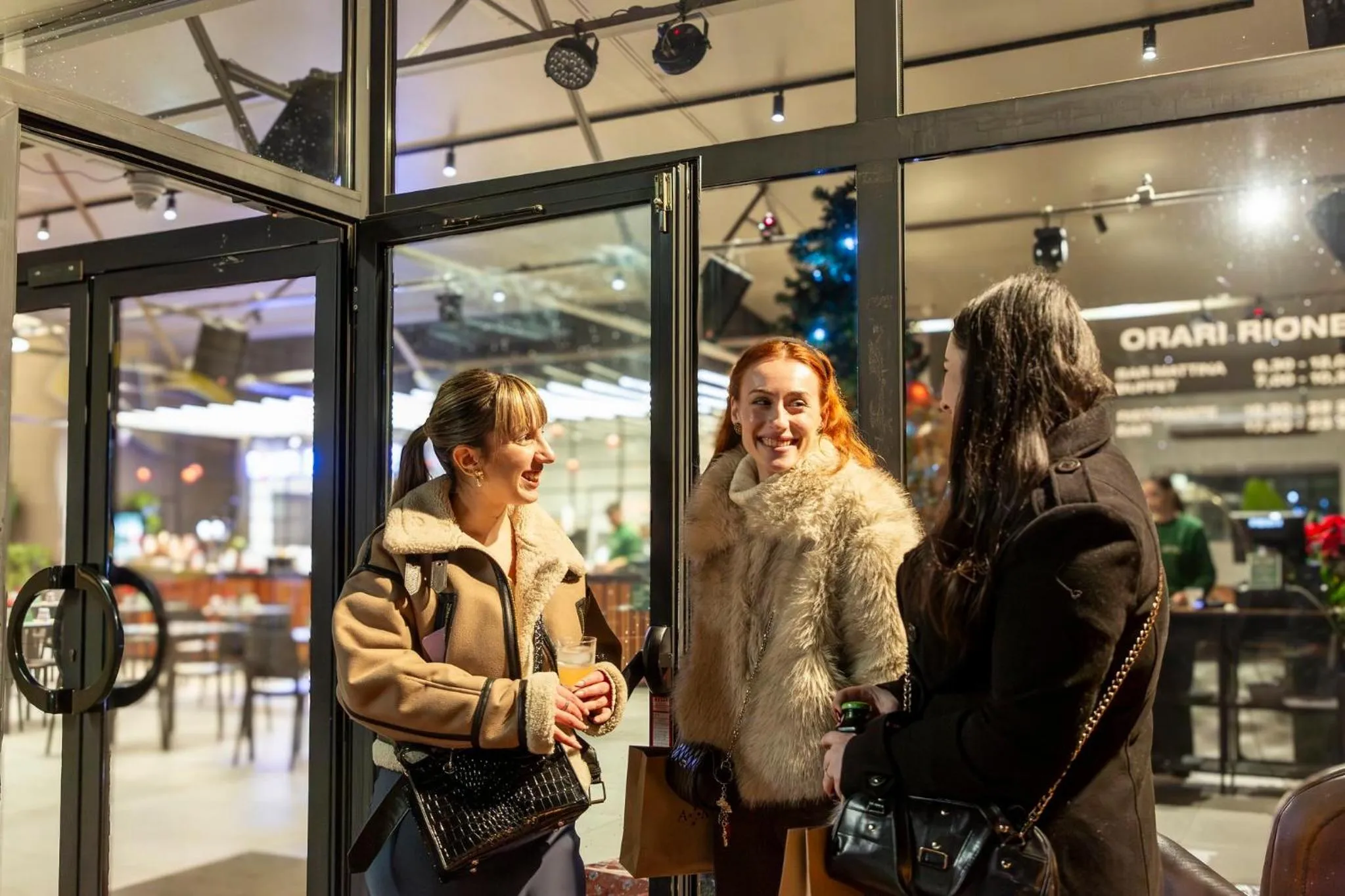 Restaurant/places to eat in hu Roma Camping In Town