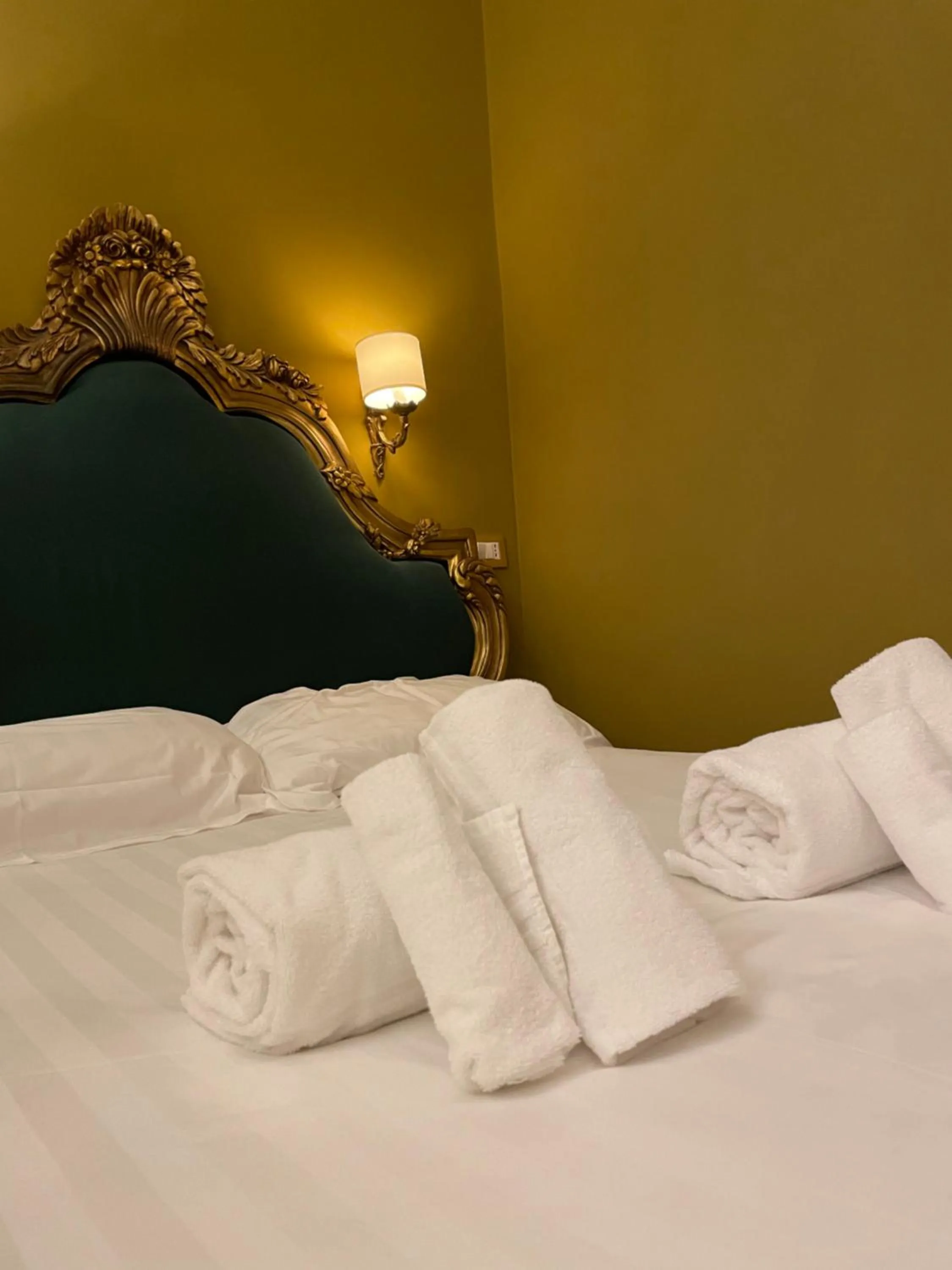 Bed in DCBoutiqueHotel