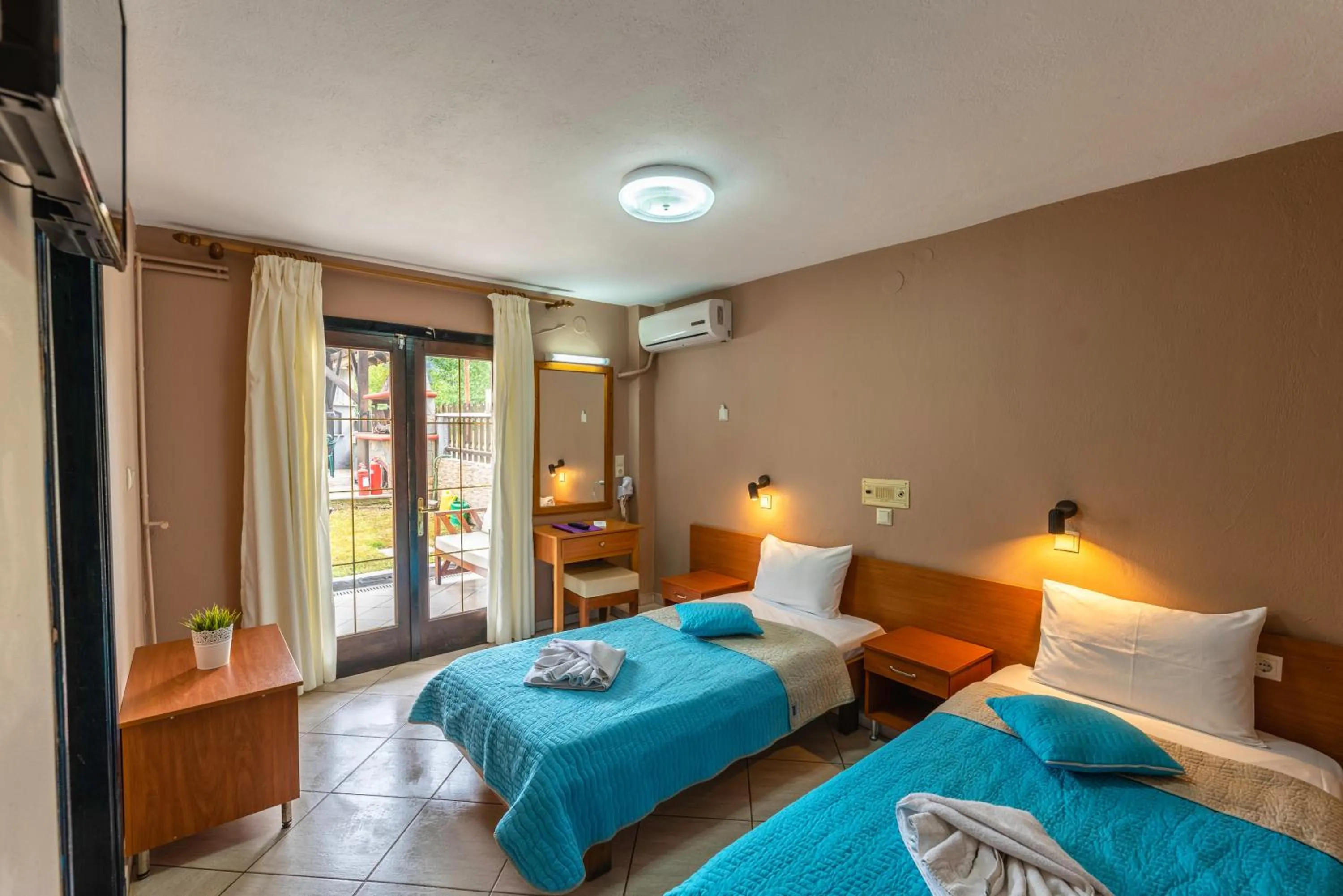 Bed in Porto Marina