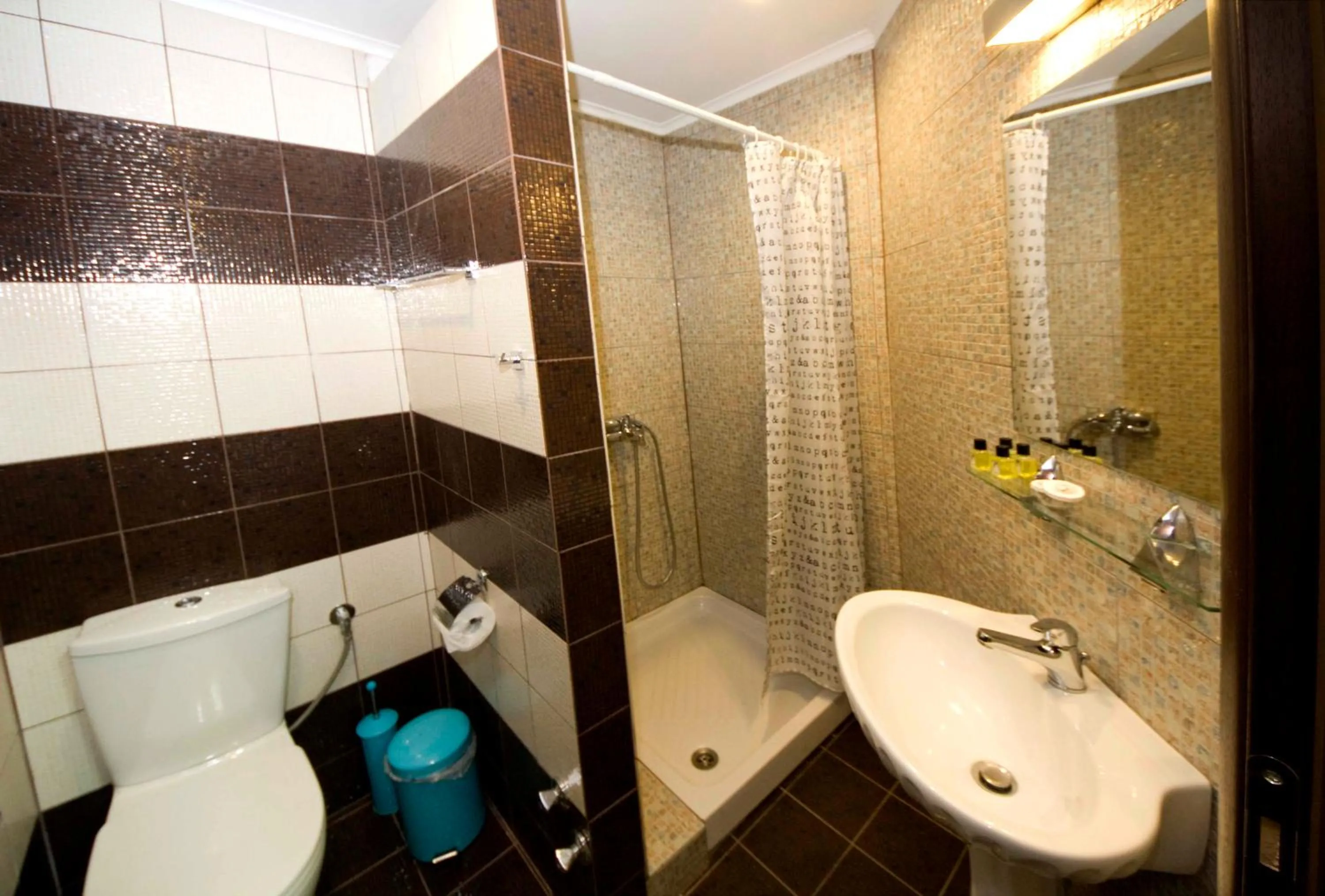 Shower in Porto Marina