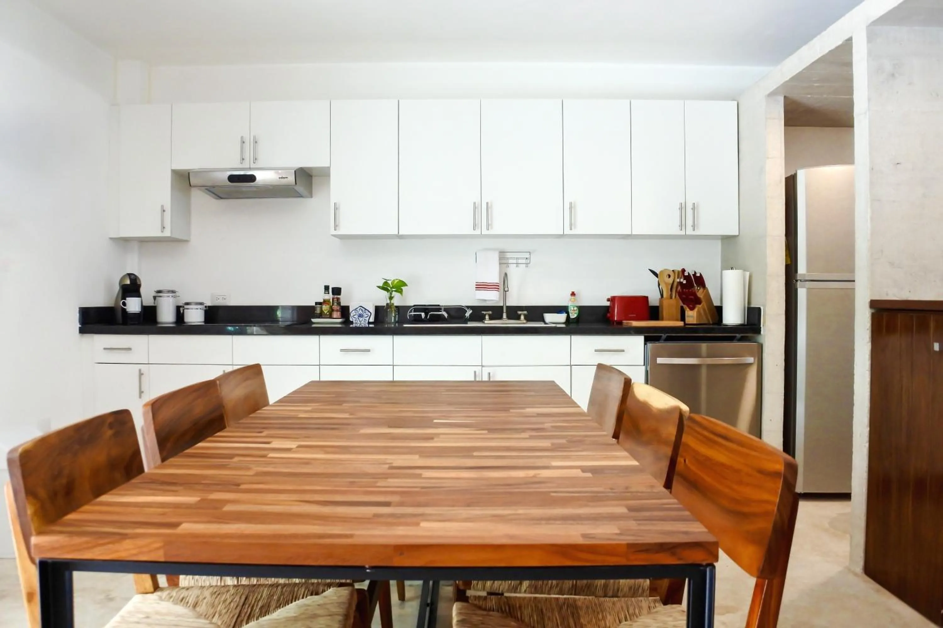 Kitchen or kitchenette in Casa de Piedra Tulum