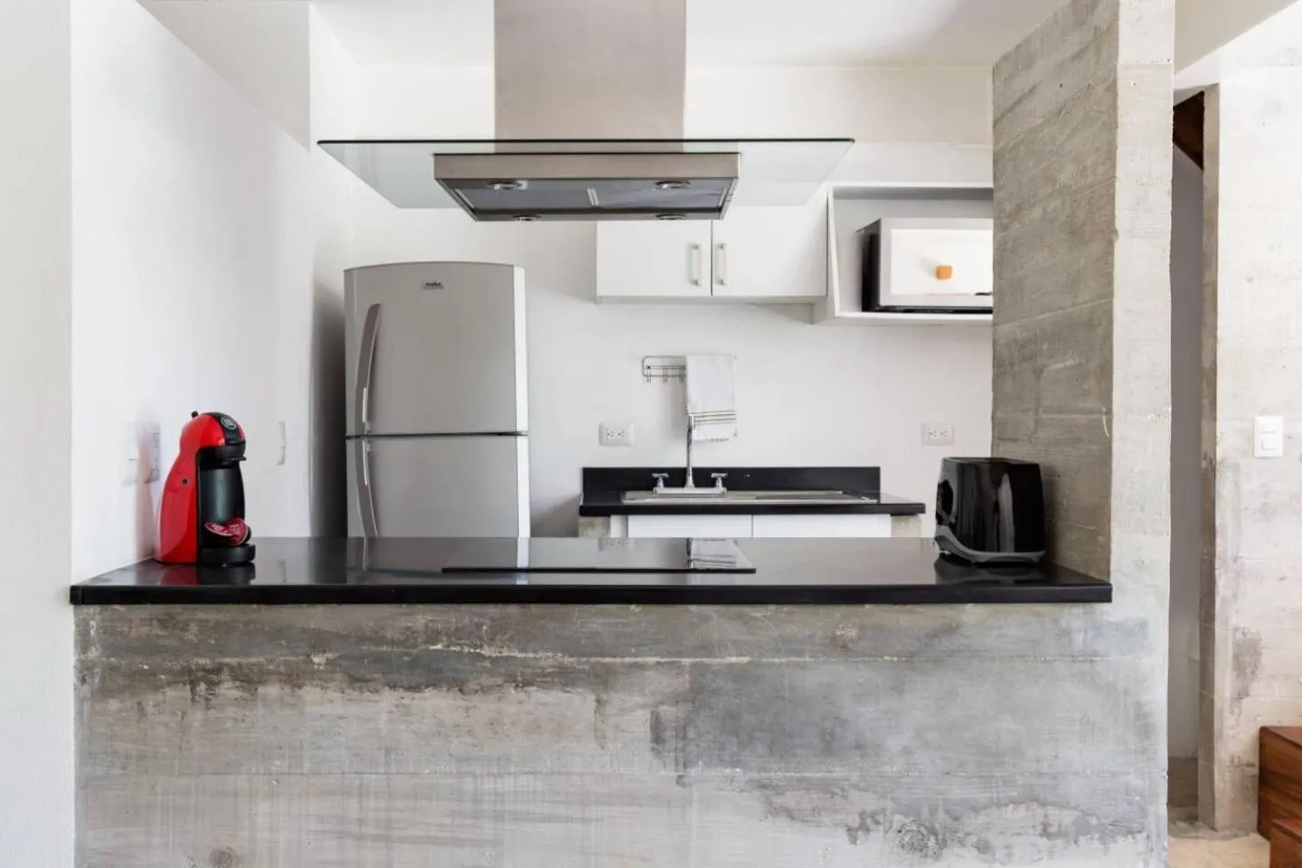 Kitchen or kitchenette in Casa de Piedra Tulum