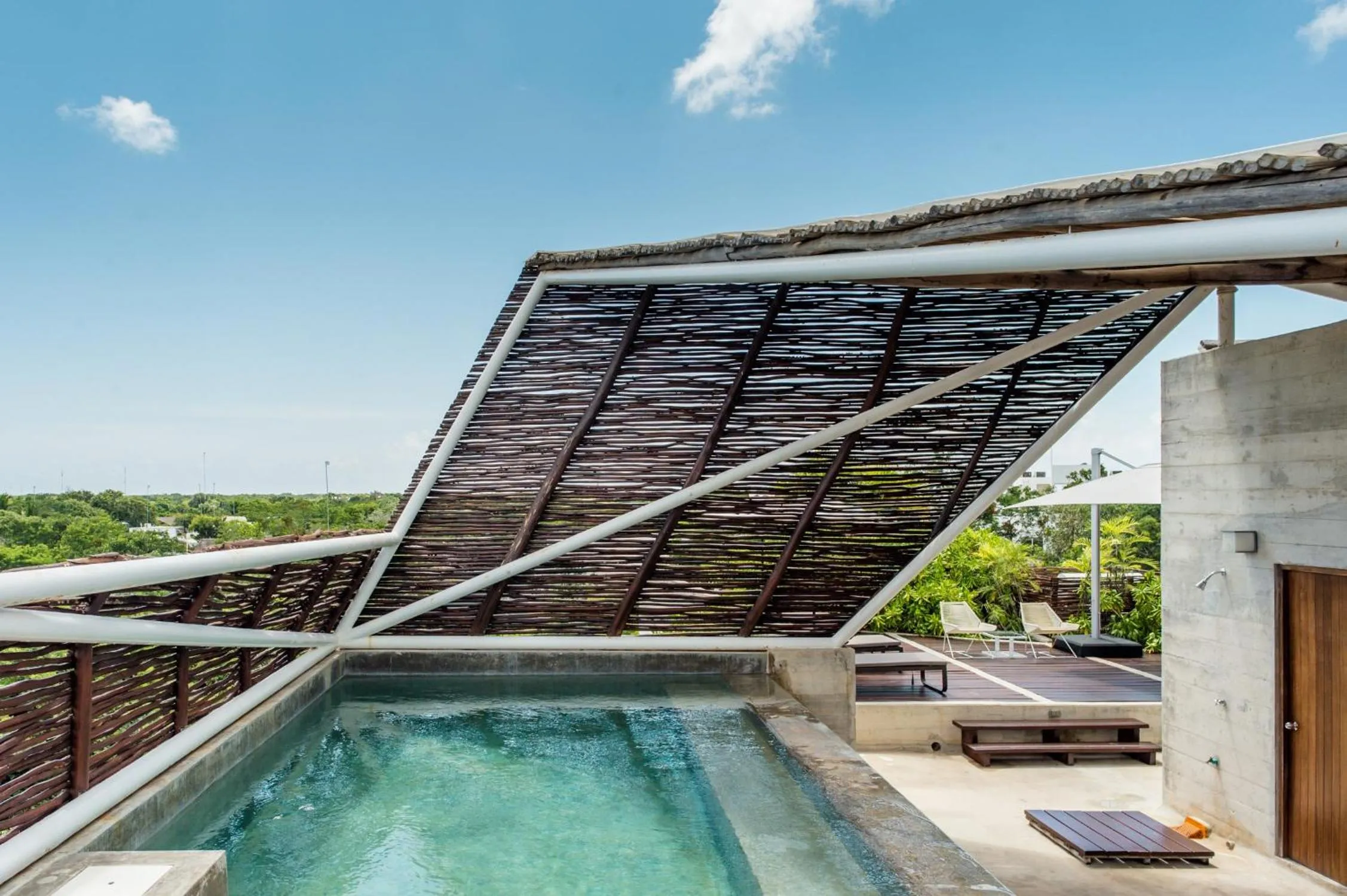 Swimming pool in Casa de Piedra Tulum