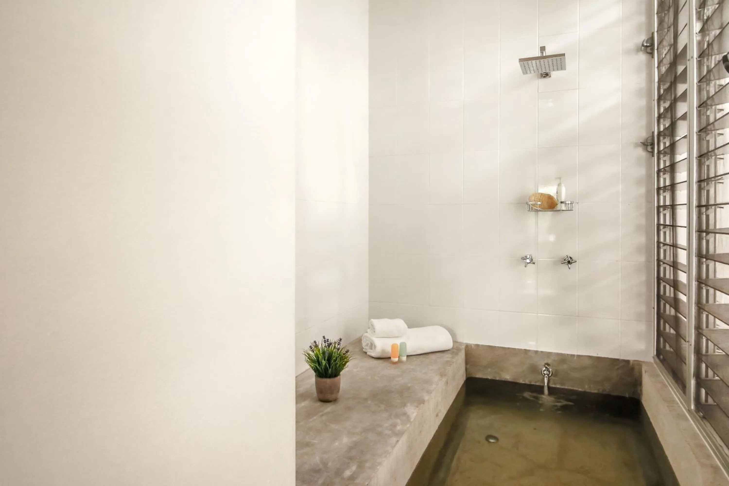 Bathroom in Casa de Piedra Tulum