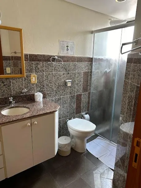 Toilet in Condall Palace Hotel