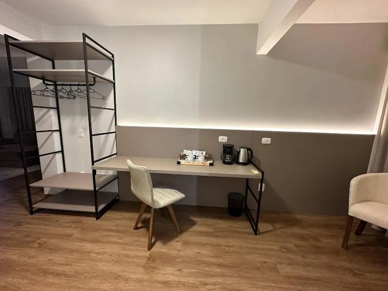 Coffee/tea facilities in Condall Palace Hotel