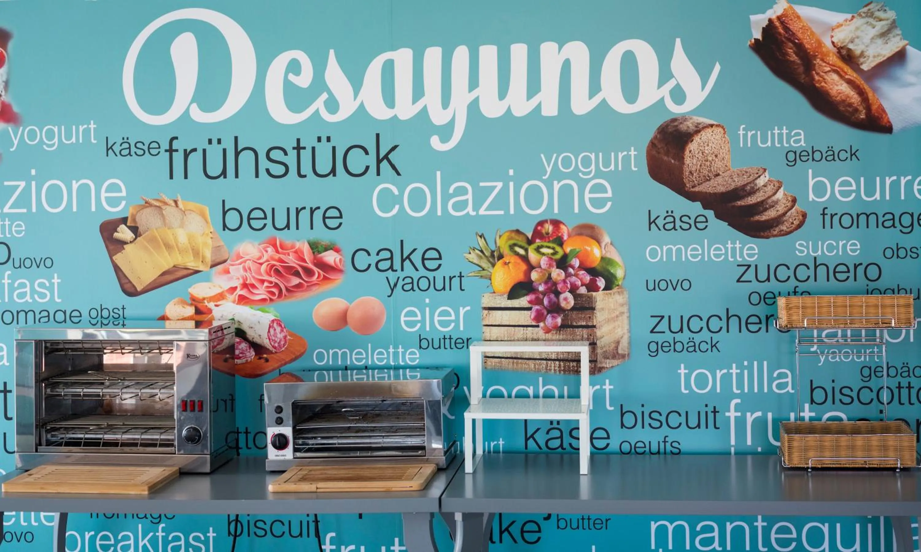 Buffet breakfast in Calas De Liencres