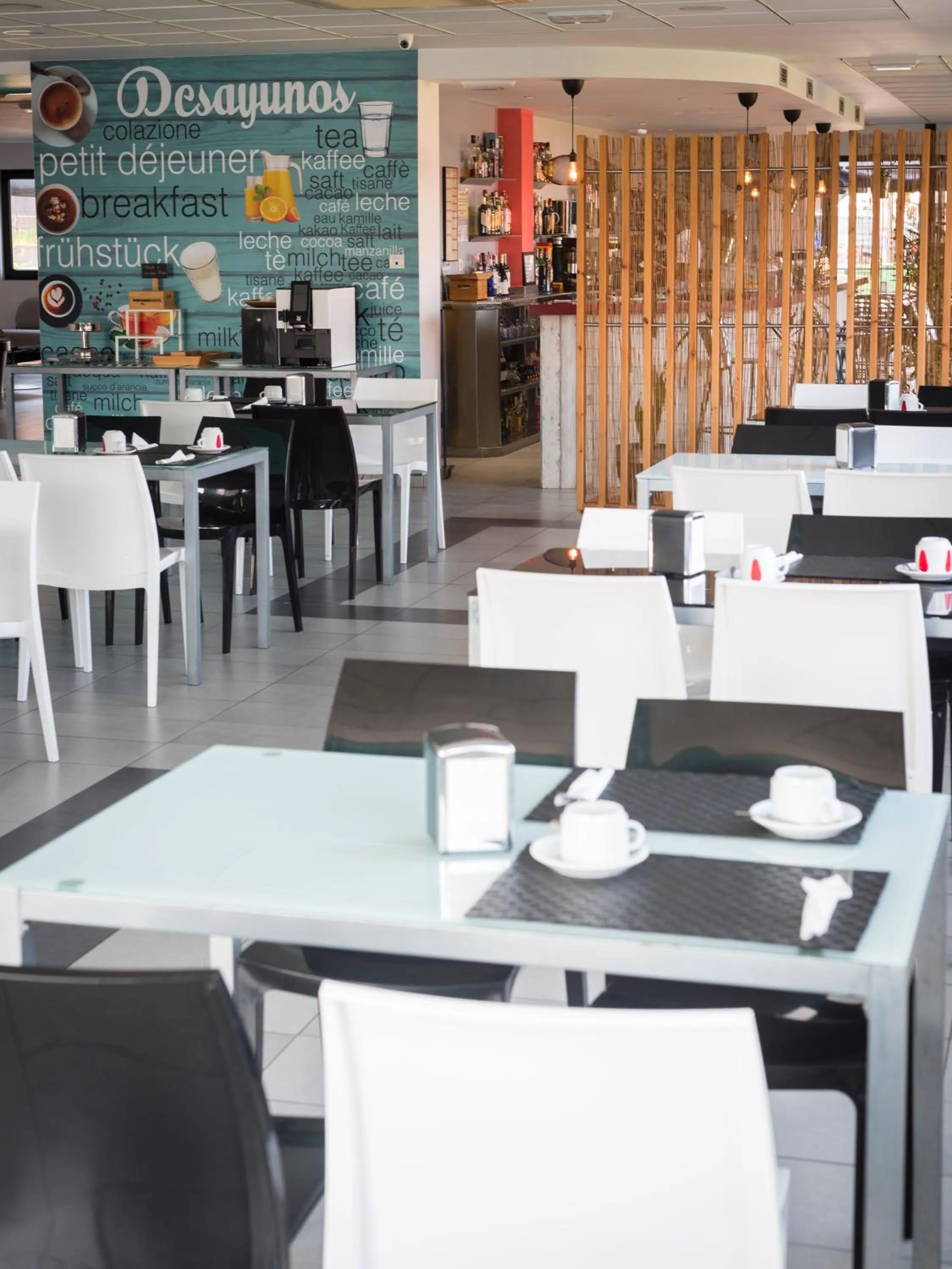 Lounge or bar in Calas De Liencres