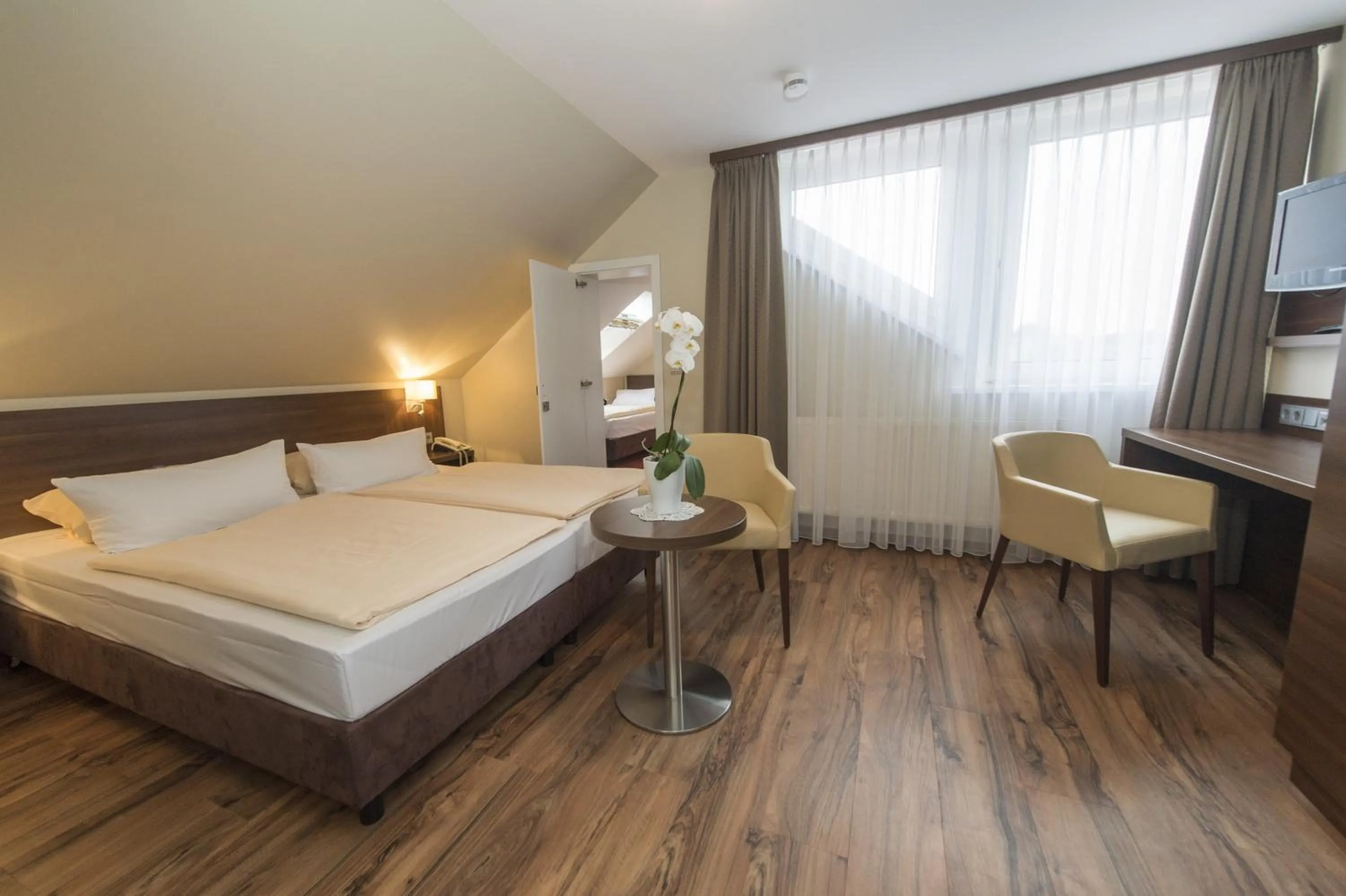 Photo of the whole room, Bed in Landgut Stemmen