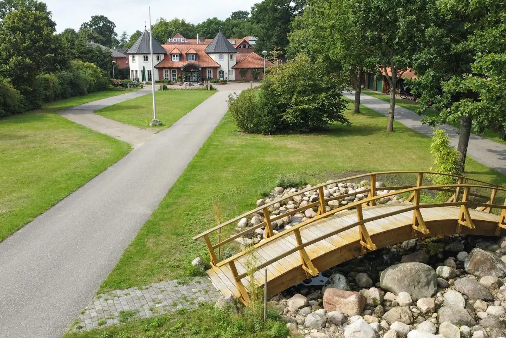 Property building in Landgut Stemmen Property building in Landgut Stemmen